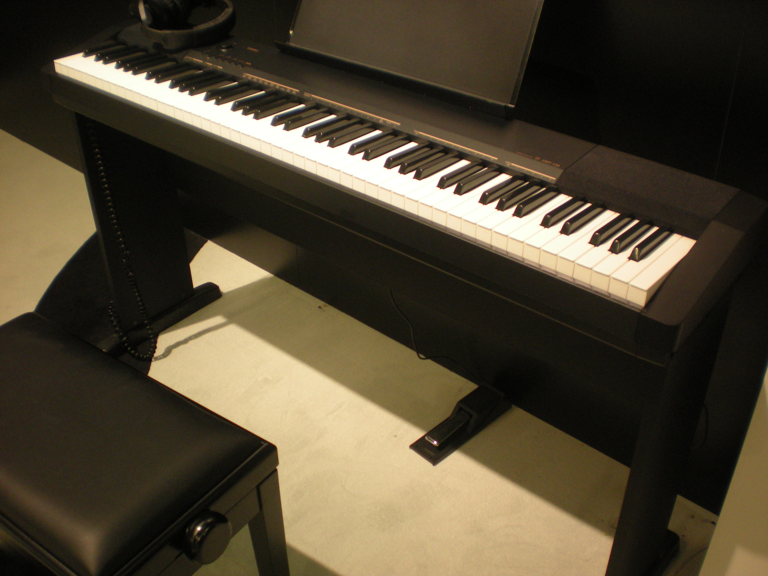 dræne periskop bibel Porównanie modeli pianin cyfrowych Casio — Elpiano. Naszą pasją są pianina.