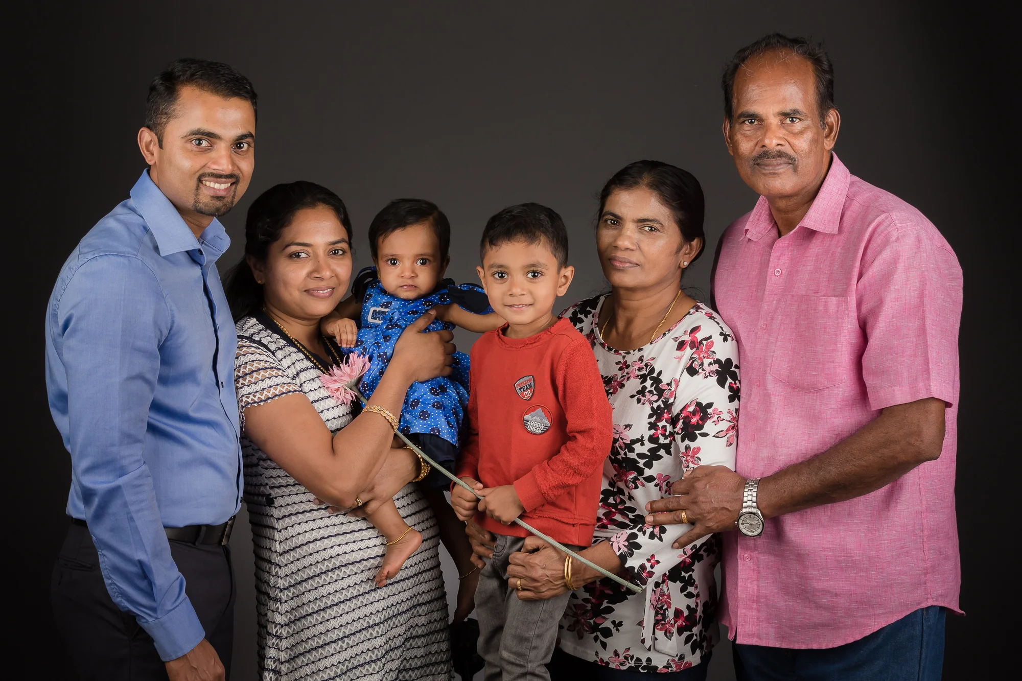 Capturing 3 generations off your family in your portraits, YourFamilyDeserveThis.com