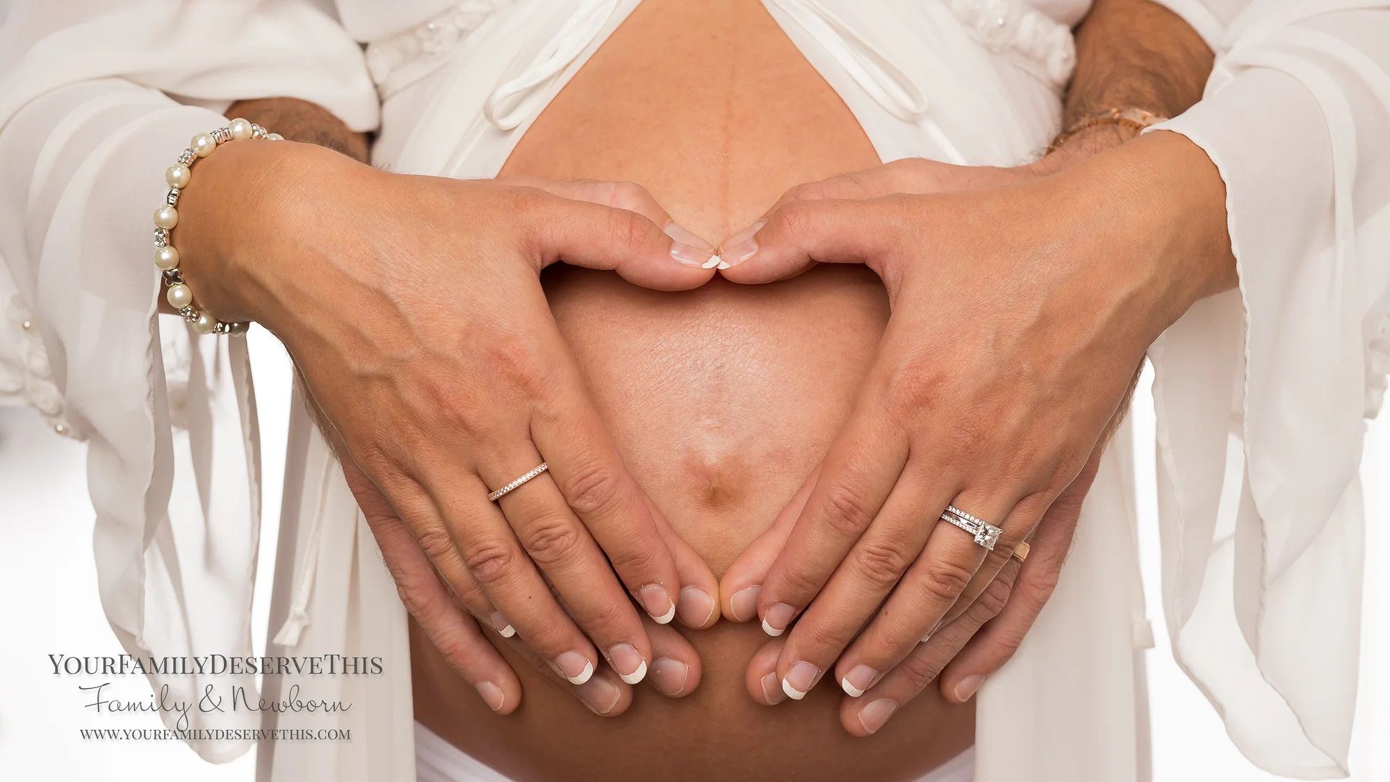 Beautiful Maternity, Pregnancy and Bump Photoshoots