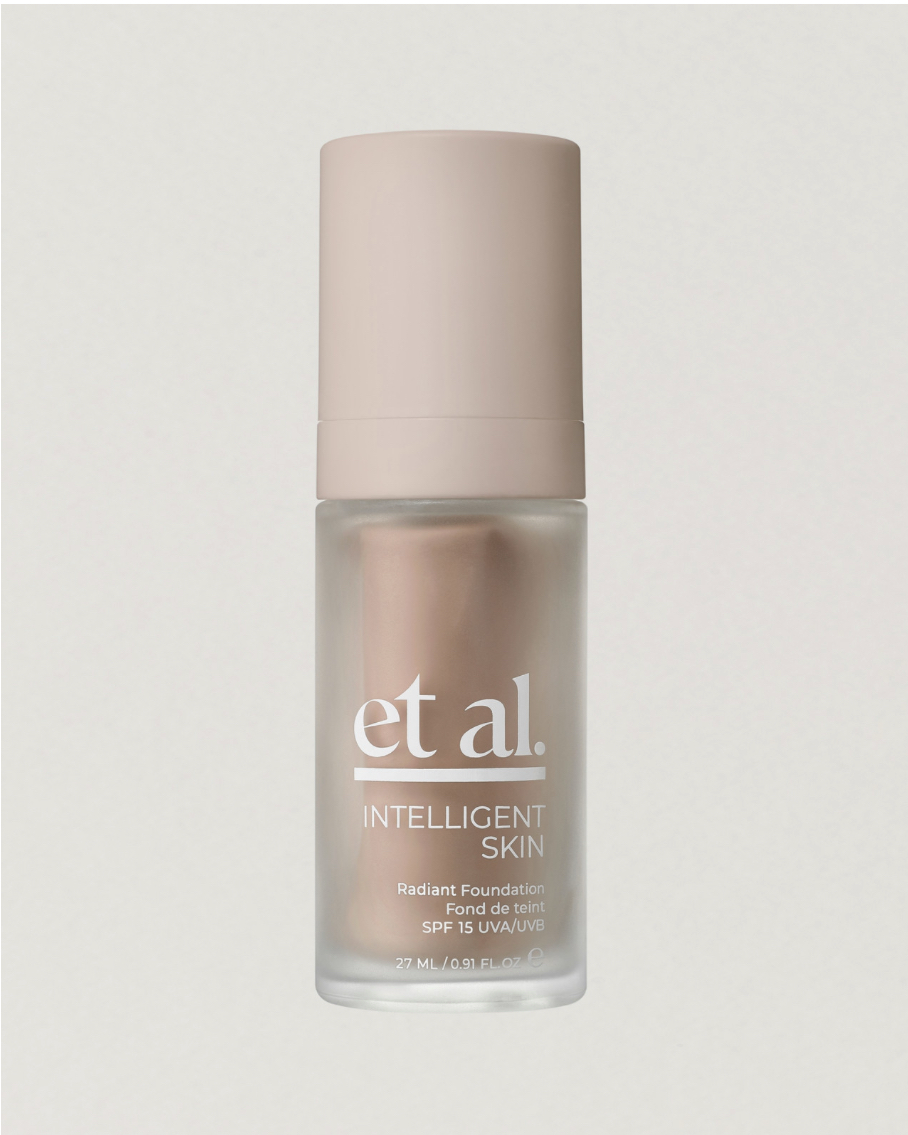 INTELLIGENT SKIN RADIANT FOUNDATION SPF 15 - 110W 6.png
