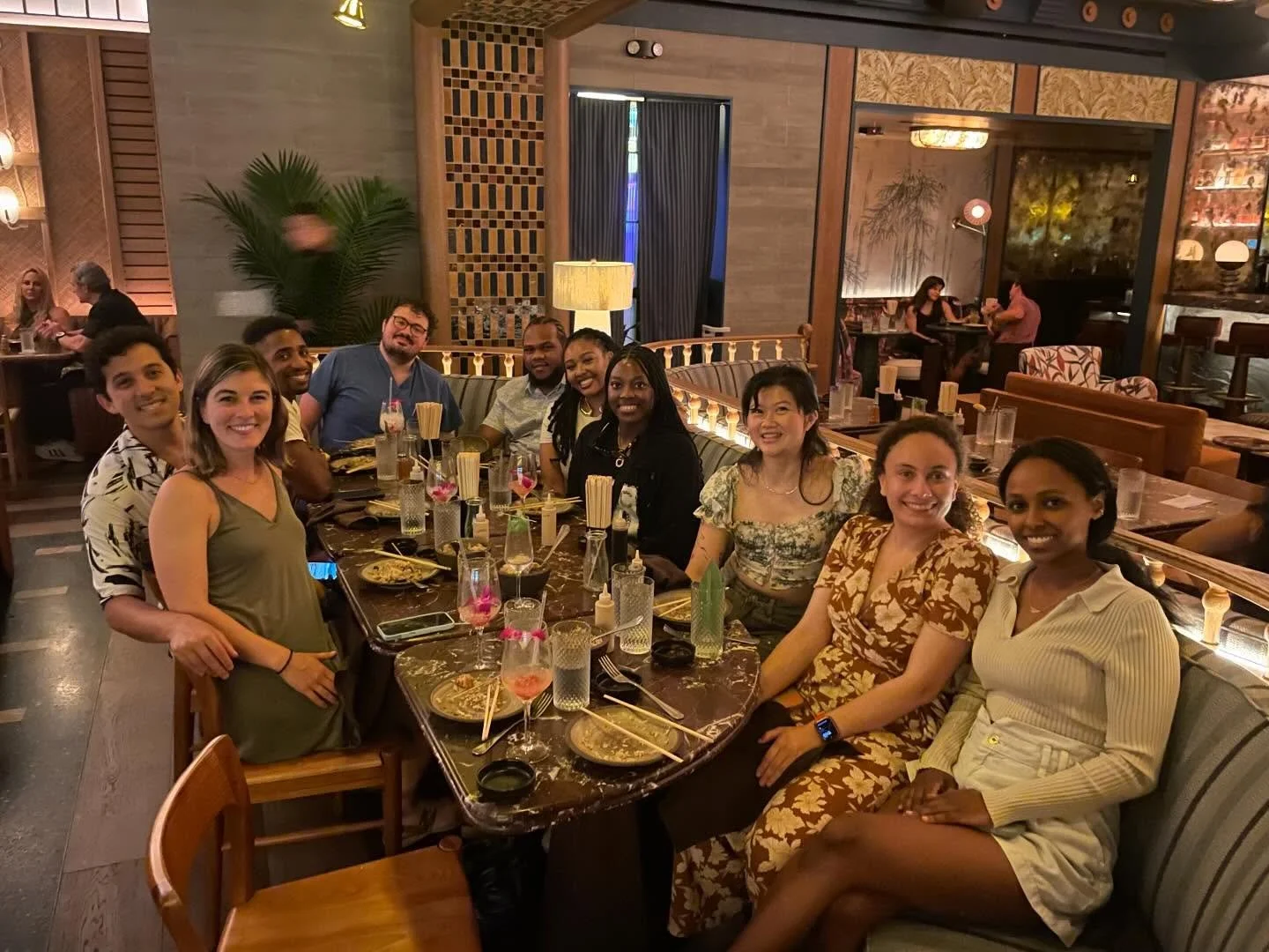 🌶️ Miami Spice month is here! Our residents enjoyed a dinner out at @doubleknot_mia . Miami Spice is an annual citywide event with deals at a diversity of restaurants. We are trying three restaurants this year!!
&bull;
#miamispice #medpeds #mp4l #re