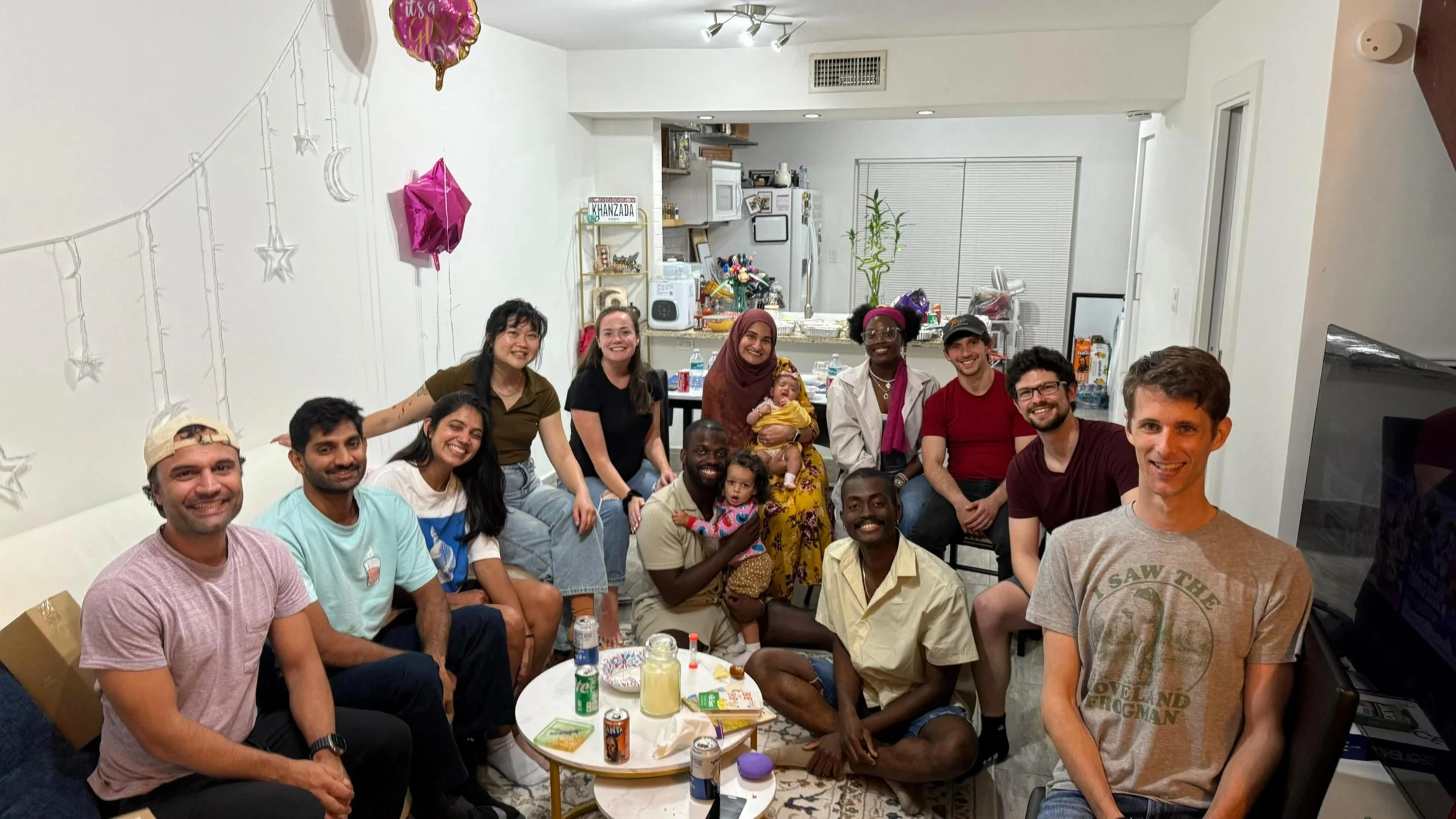 🚶🌮 Walking tacos + game night hosted by Maria and her family! Not long until graduation for our pgy4s! &bull; #medpeds #mp4l #residencylife #pgy4