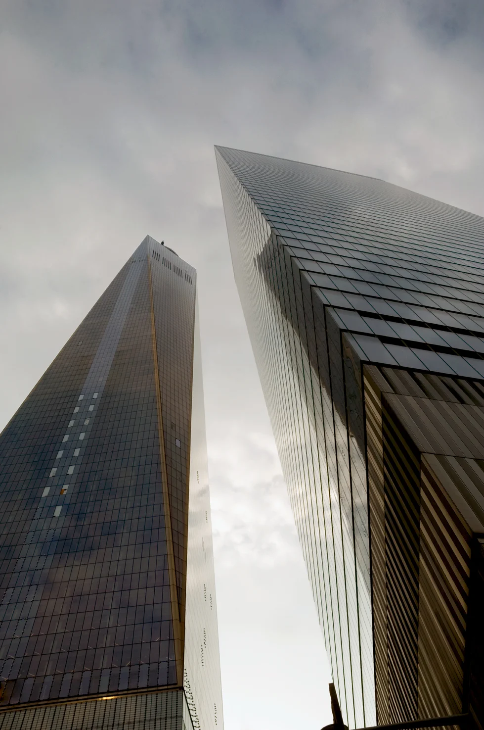 Freedom_Tower_New_York_City_sRGB.jpg