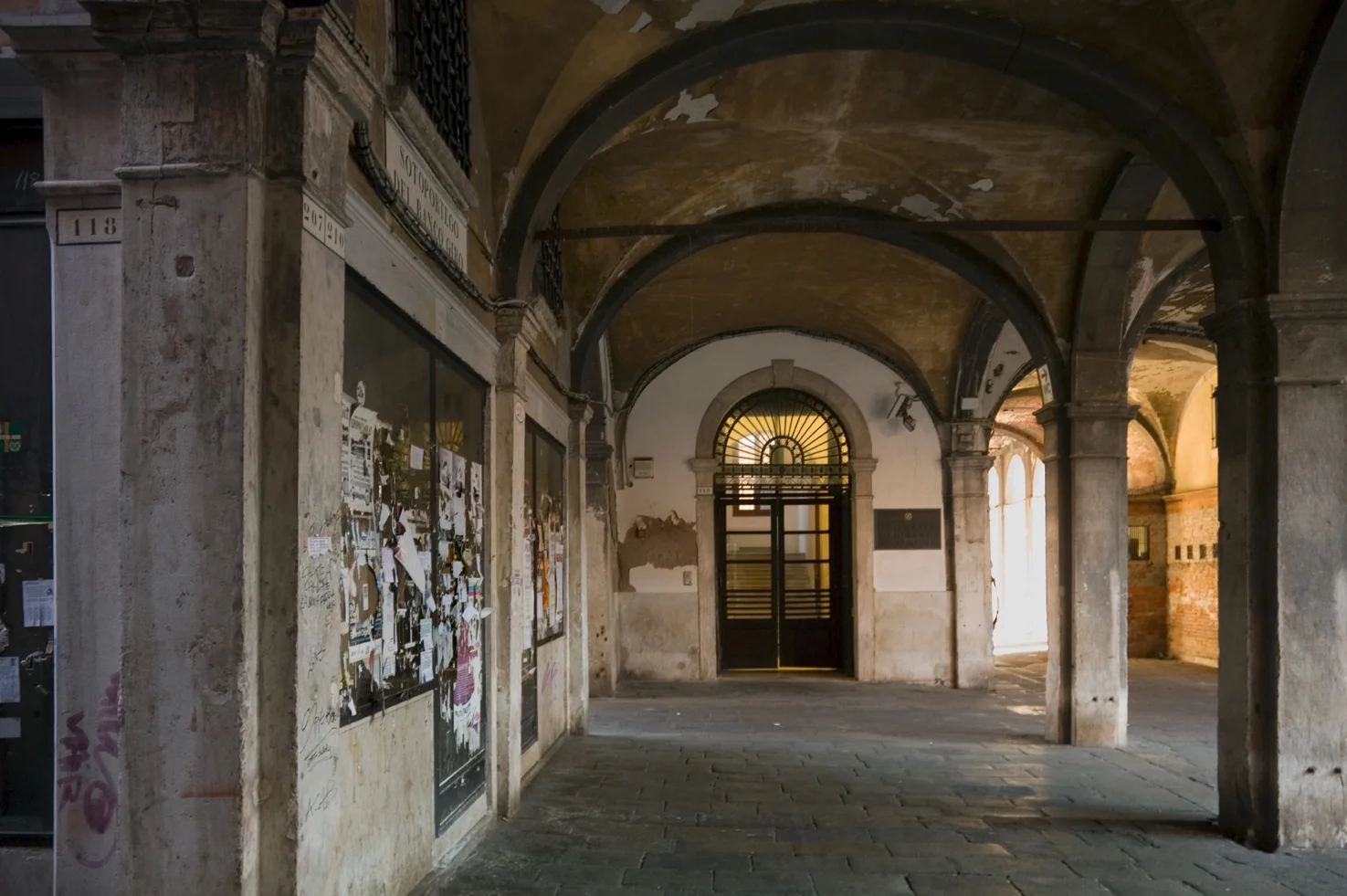 nourie_archways_venice_web.jpg