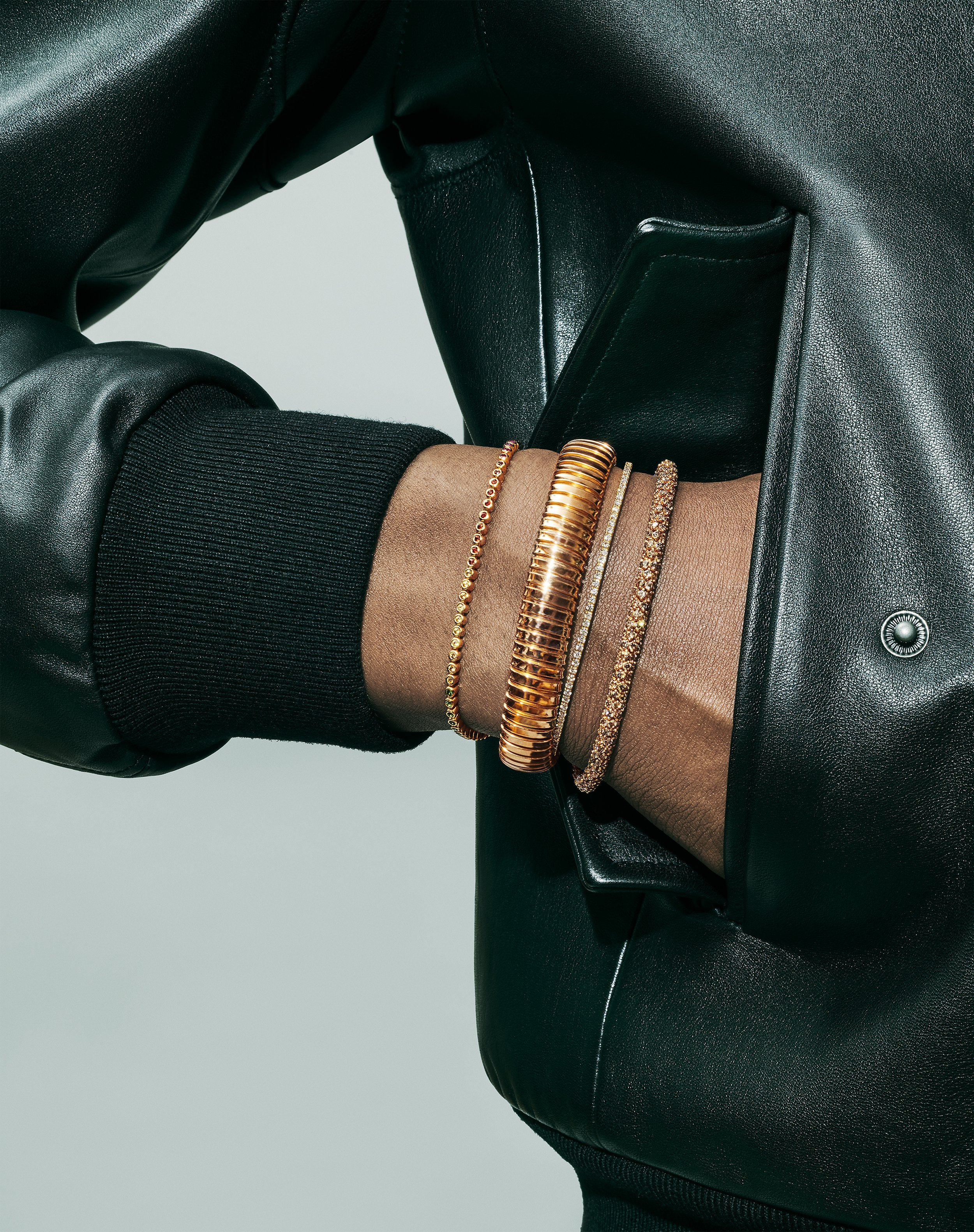 2190429_Barneys_Mens_Lux_00030_v2 copy.jpg