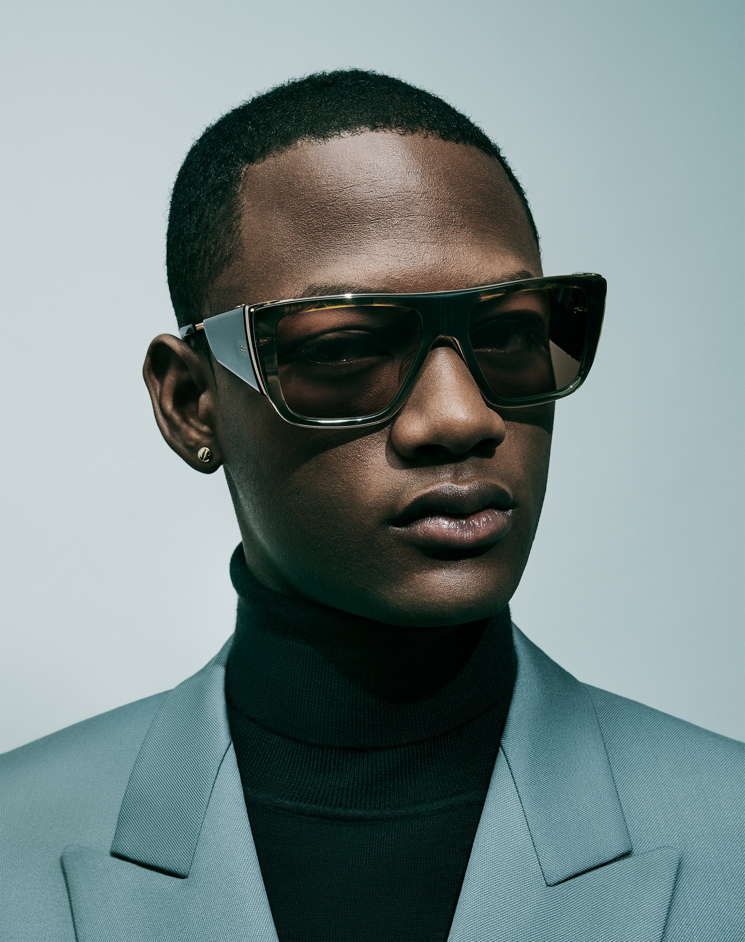 2190429_Barneys_Mens_Lux_00040_lowres.jpg