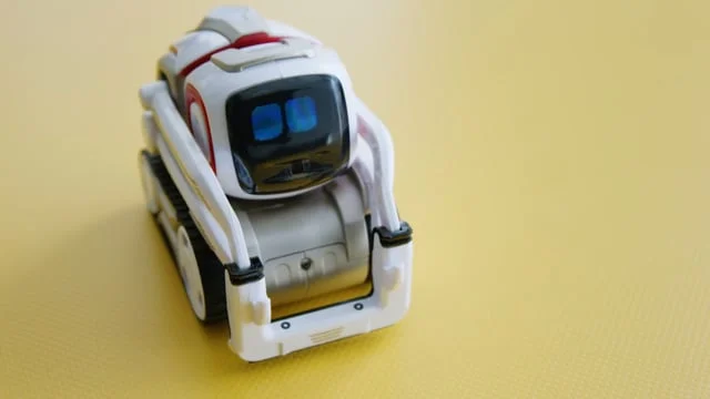 ANKI Cozmo CN Spot