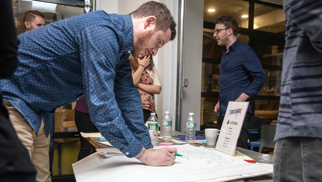 strategyhack_startup_seminar_dec_05_final-5.jpg