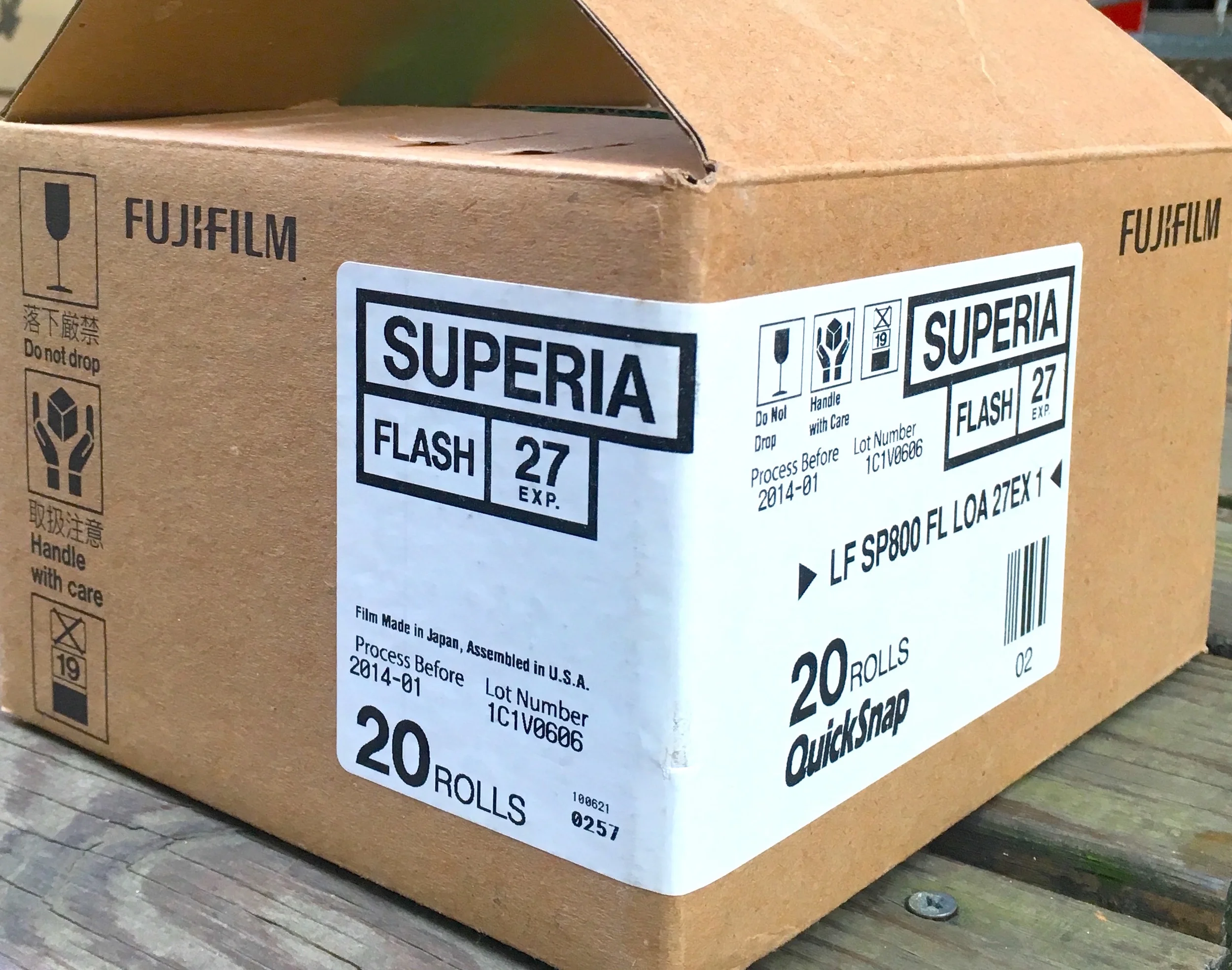 FUJIFILM quicksnap flash camera-2 2.JPG