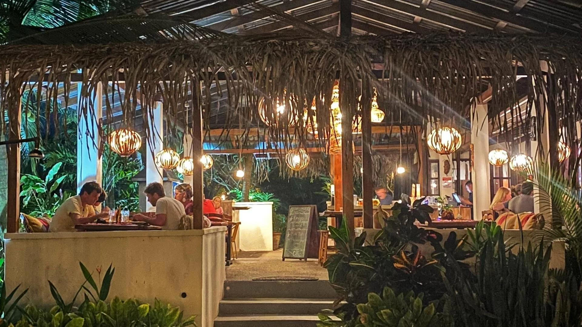 Bistro&bar Encantada