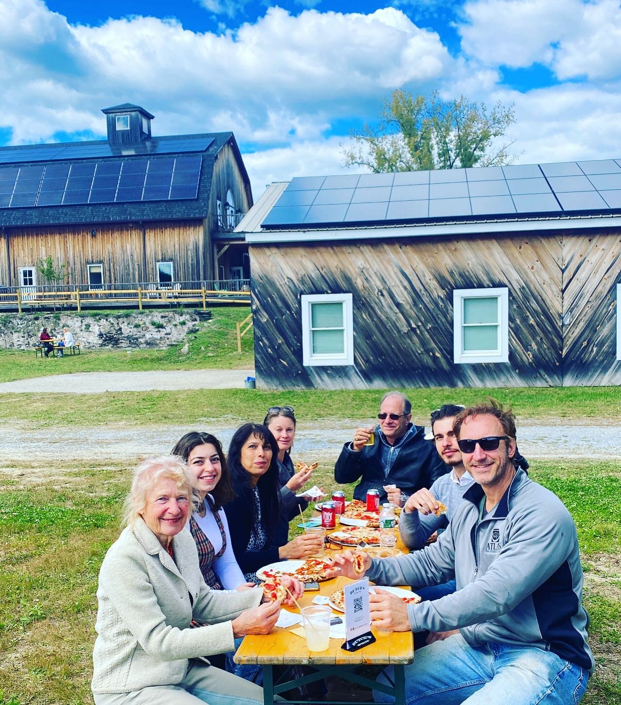 Is it the weekend yet? We&rsquo;re really looking forward to another beautiful fall weekend with family and friends at Dutch&rsquo;s!

Friday 3-7 (indoor tasting room only)
Saturday 12-7
Sunday 12-7

#DutchsSpirits #PinePlains #newyorkgram #dutchessc