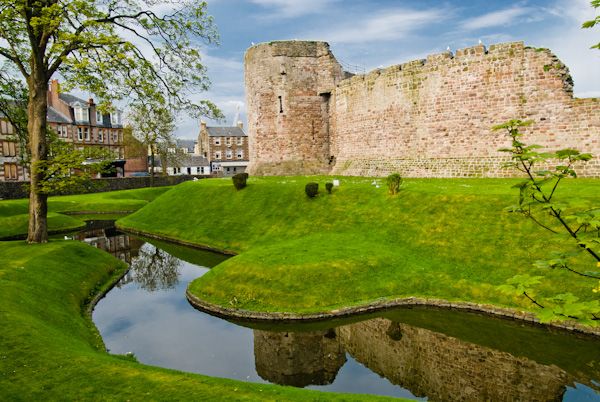 rothesay castle.jpg