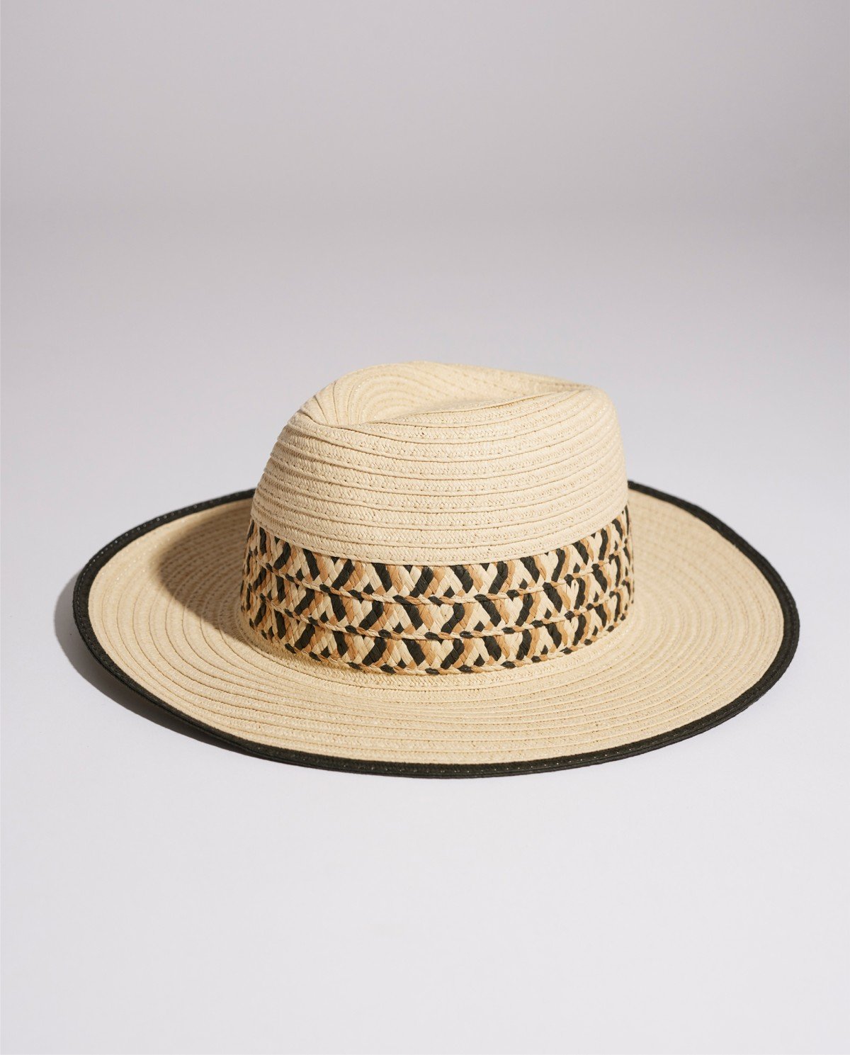 hat-bc006-a00-colorless.jpg