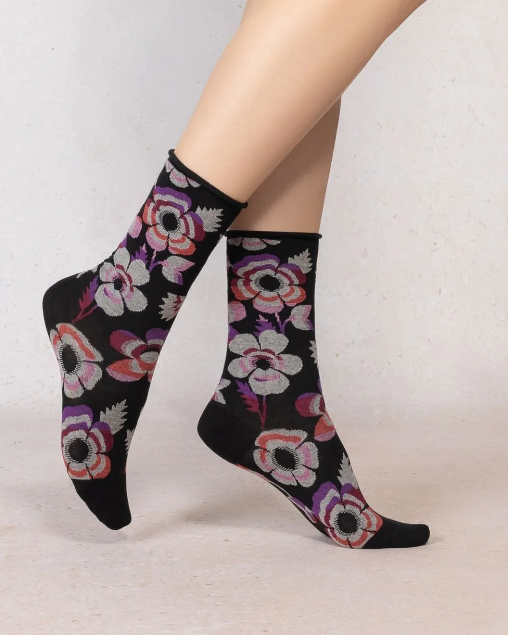 chaussettes-veloutees-fleurs.jpg