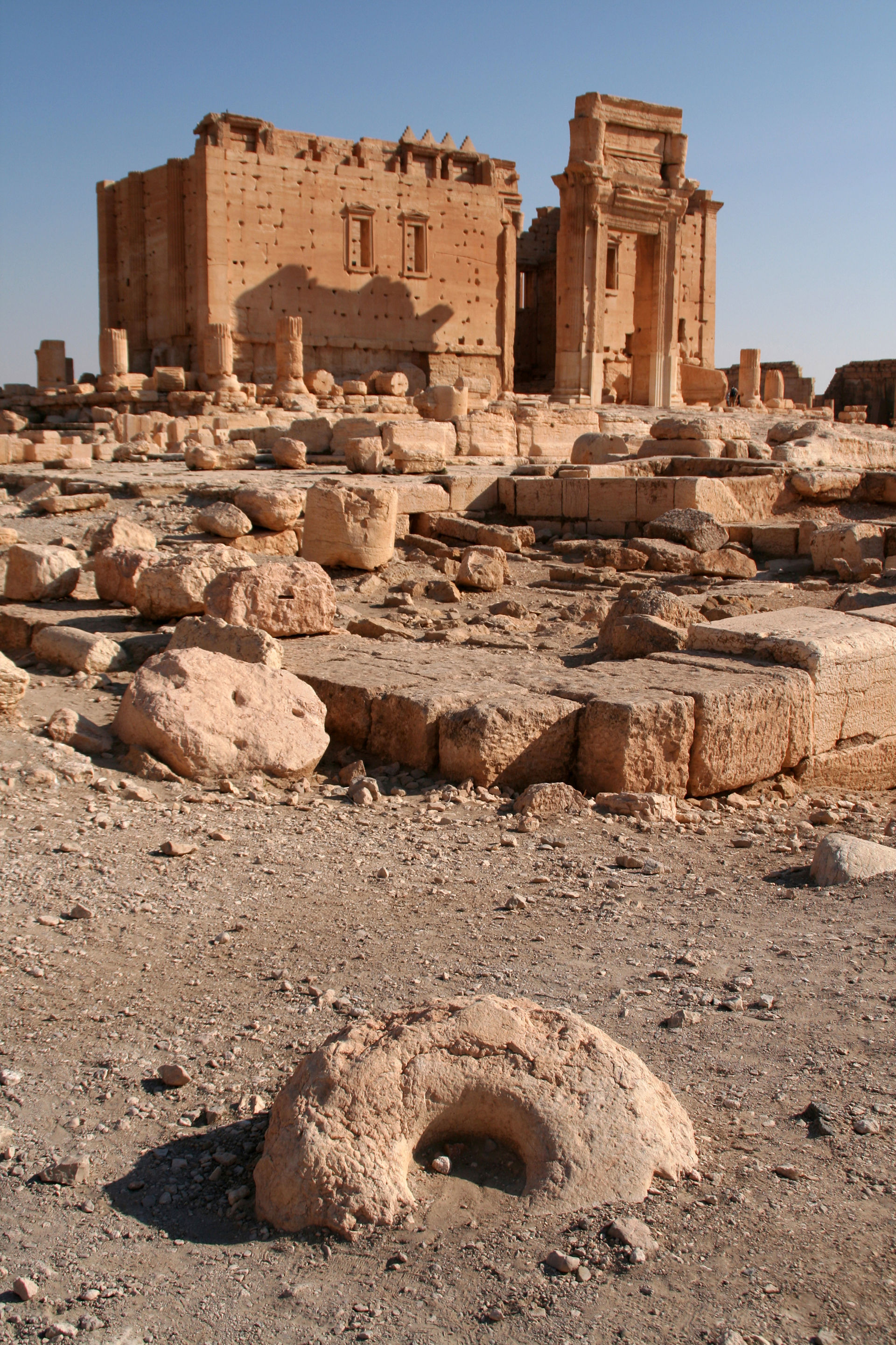 1920px-Temple_of_Bel_Palmyra.jpg
