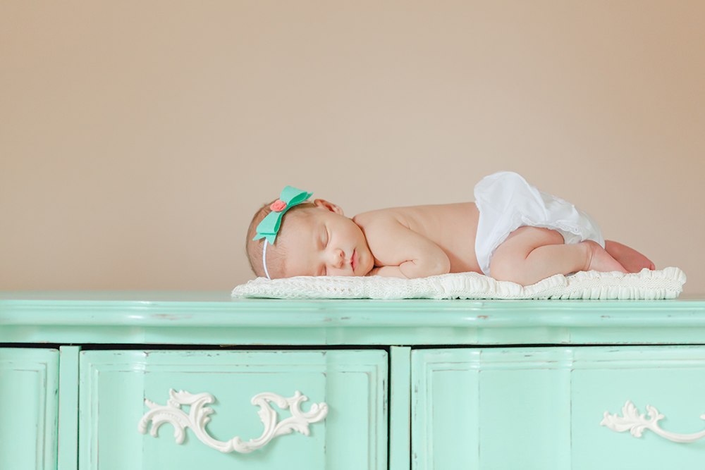 Lillian Jones_Newborn Session-29.jpg