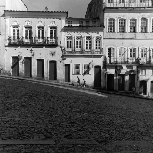"Cuesta arriba", Salvador, Brasil , 1997 Silver gelatin print. 11 x 14 inches (paper)