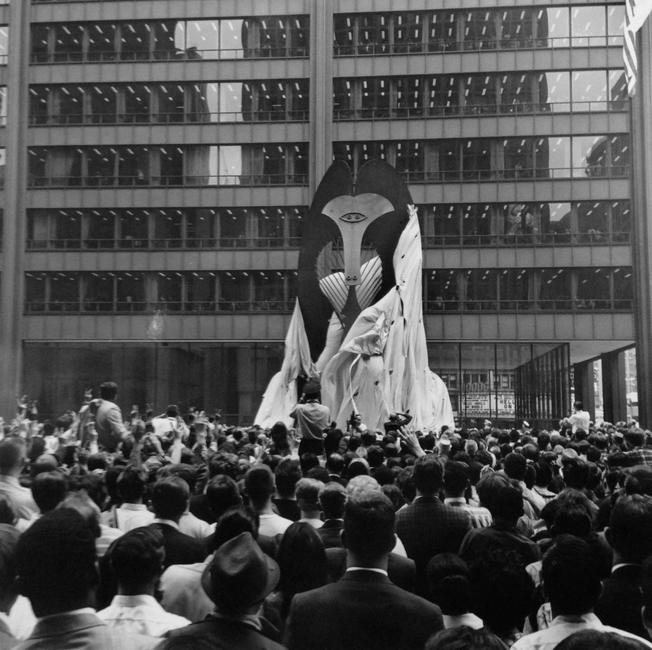 Unveiling of Picasso Sculpture, Daley Plaza, August 15, 1967 Signed Silver Gelatin Print 8x10" $750