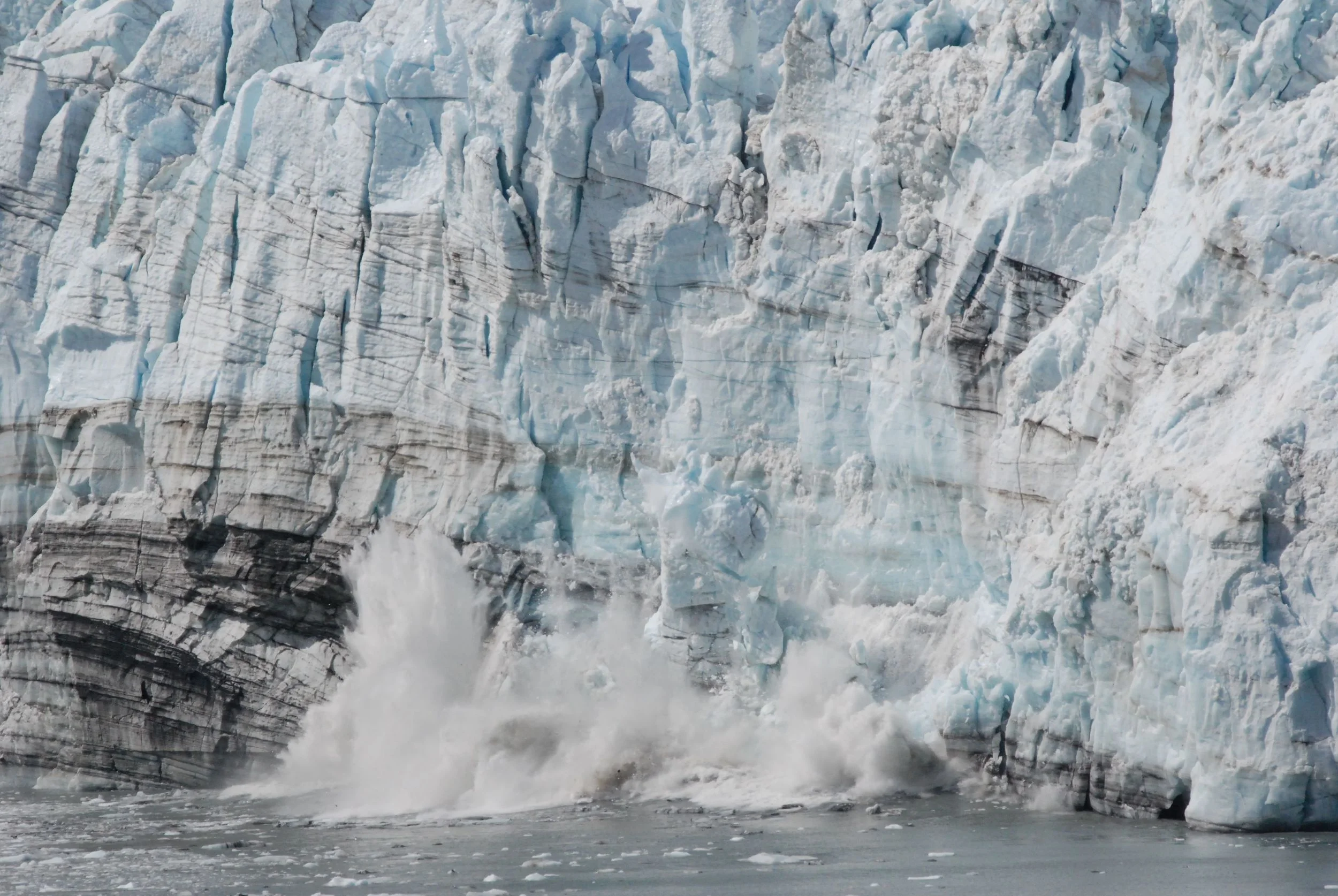 calvingGlacier.jpg