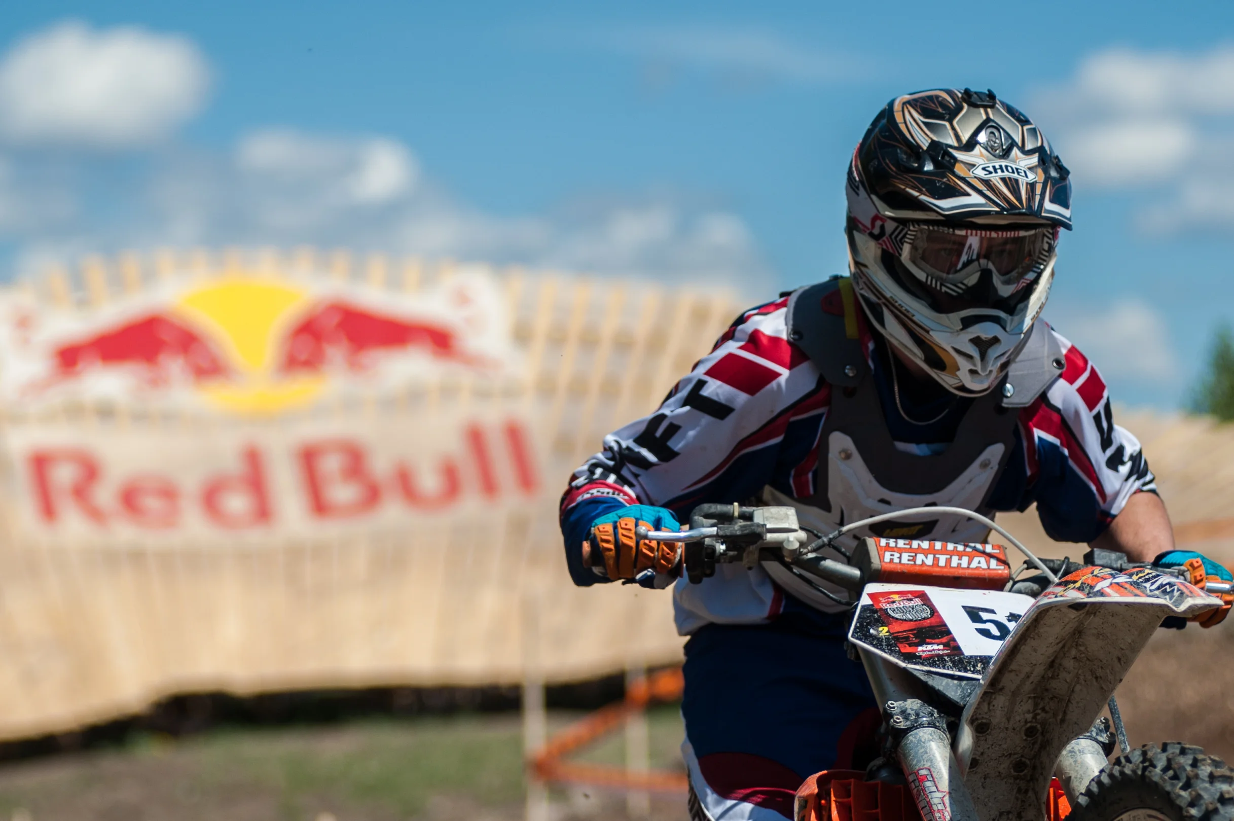 Redbull Rocks and Logs YYC-91.jpg