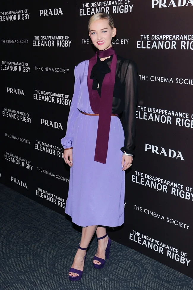 jess-weixler-purple-prada-dress.jpg