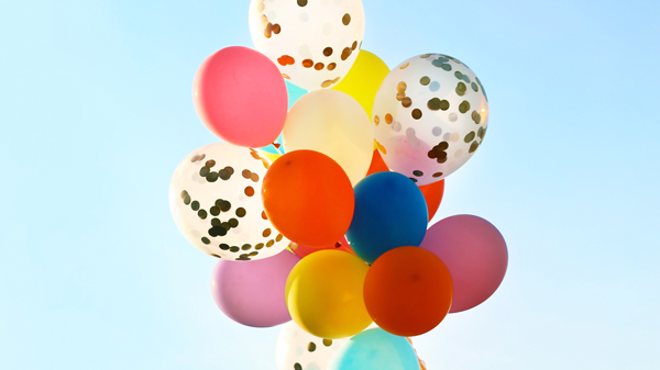 Balloons-Outdoors-WEB.png