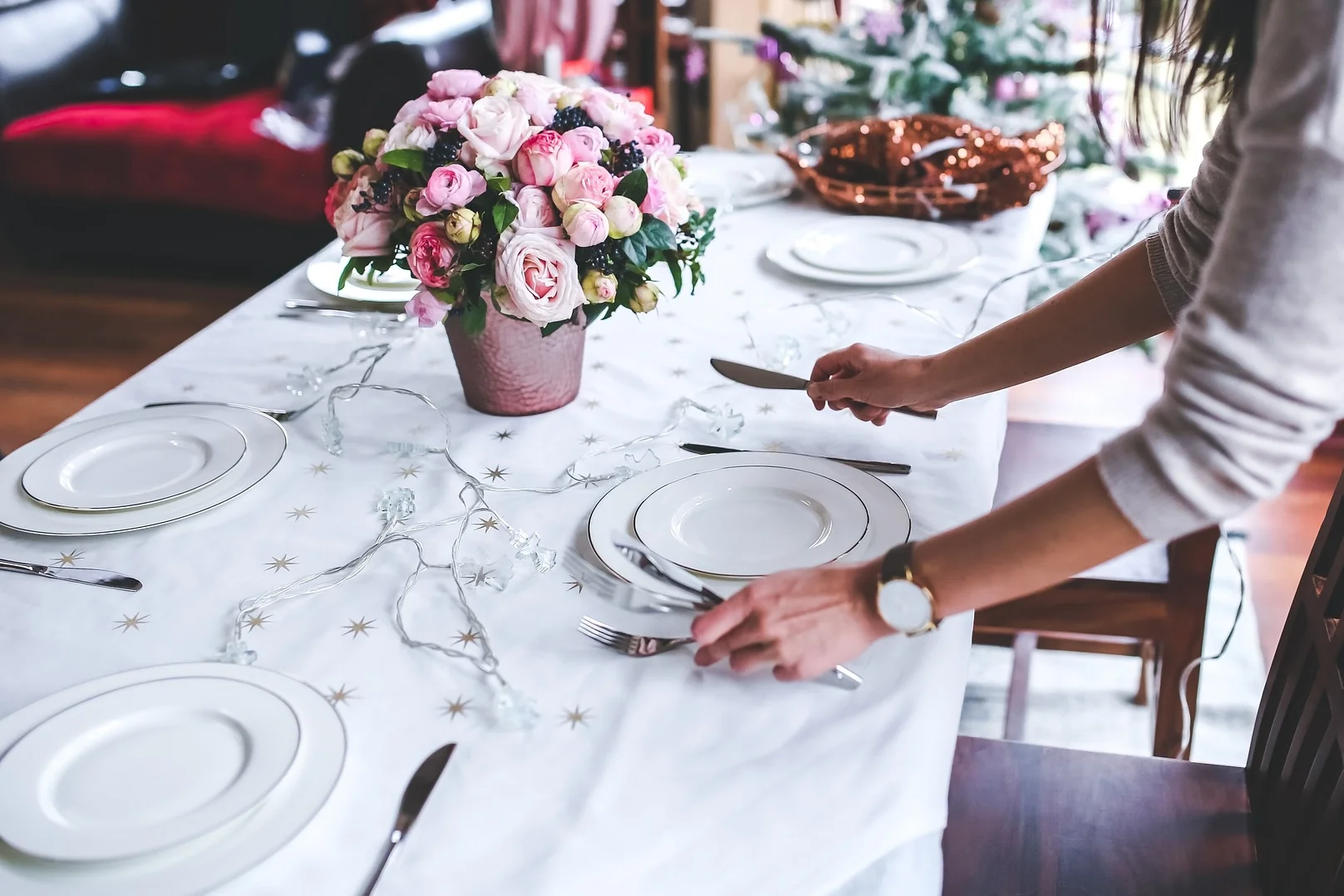 table-791149_1920.jpg