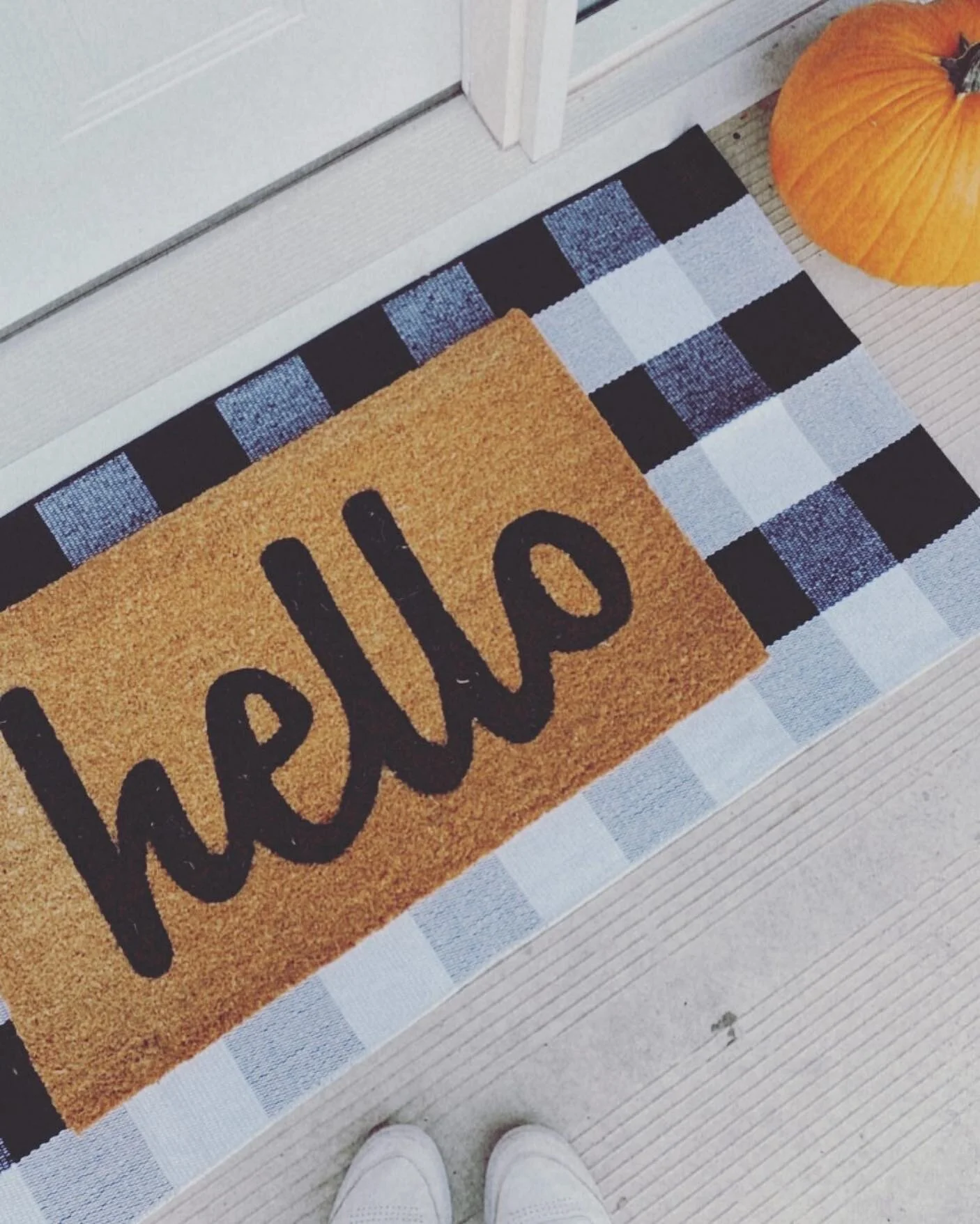 Happy thanksgiving, fam! I&rsquo;m thankful for you! 💛

Holidays are a little harder this year and there&rsquo;s always a little sad stirred into all the good, but I&rsquo;m choosing to be thankful for all of the blessings. 

I am so blessed, so tha