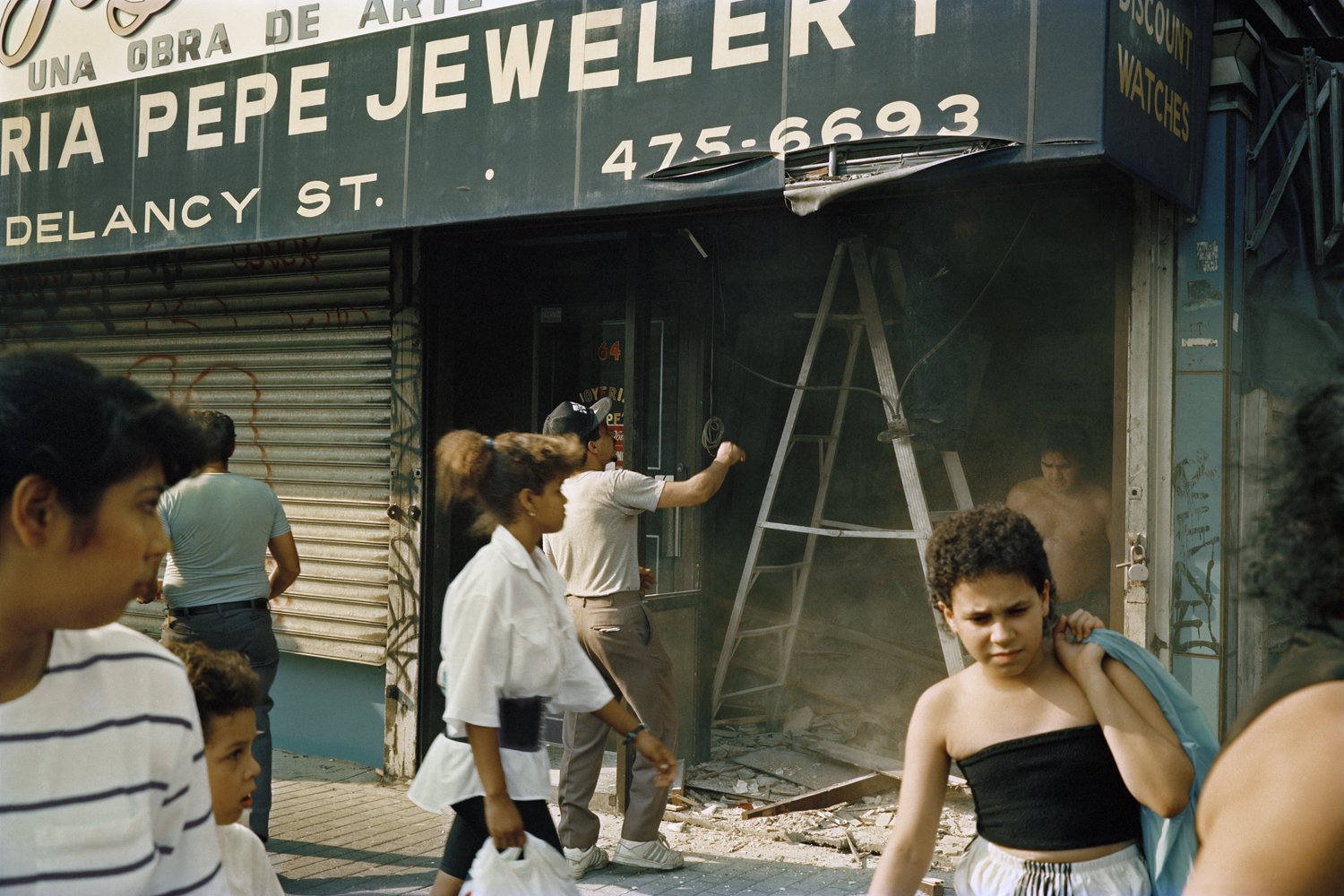 27 Pepe Jewelry on Delancey Street, 1990.jpg