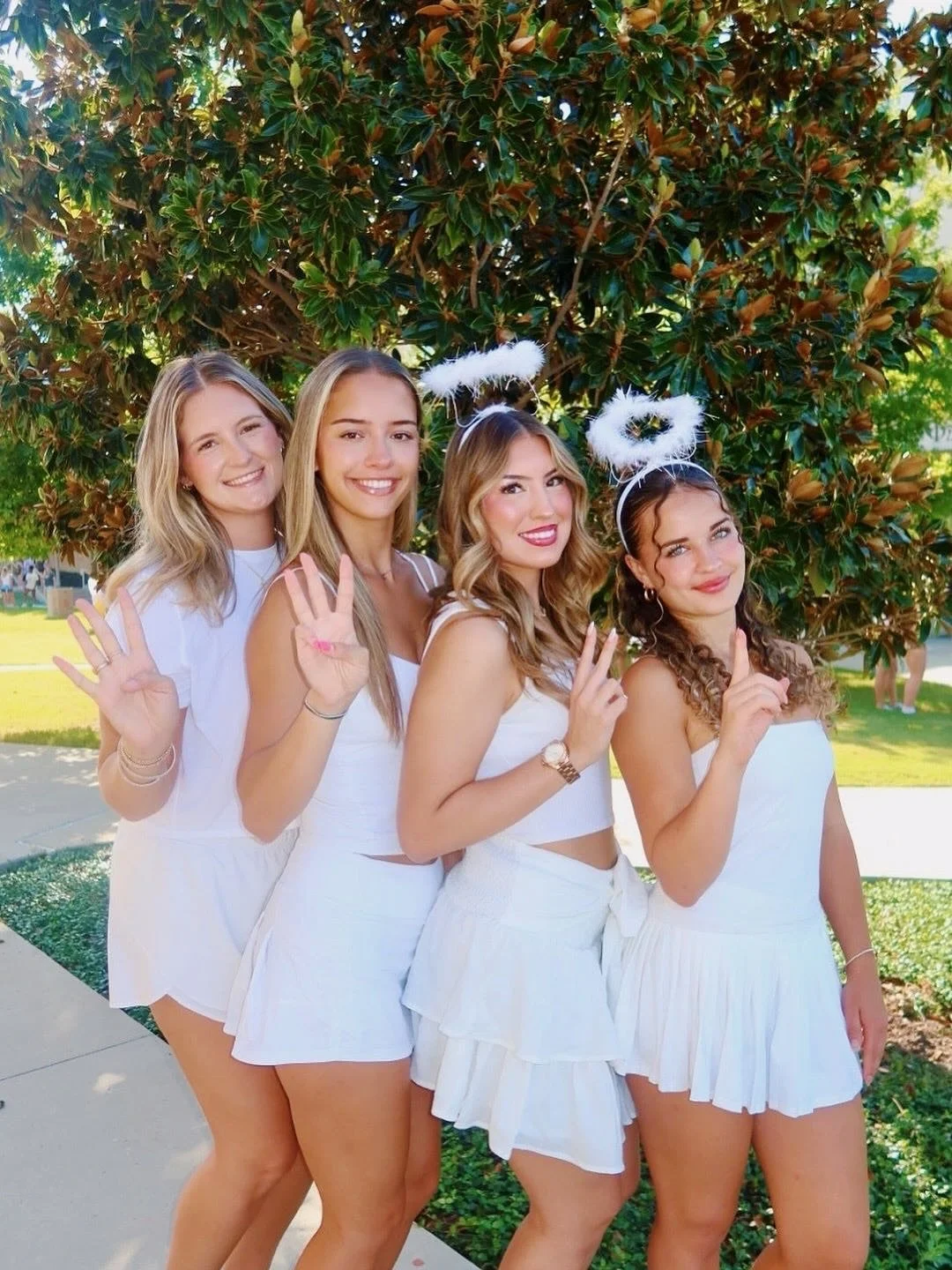 BIG LITTLE 2025 🥰🙌💕

our fams got a little bit bigger this past weekend and we could not be more excited!!