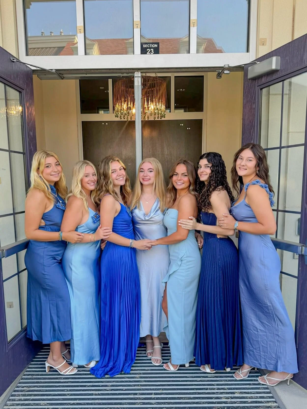 reminiscing on a year full of fun and sisterhood ✨🤍

looking forward to being reunited with our sisters in 2026