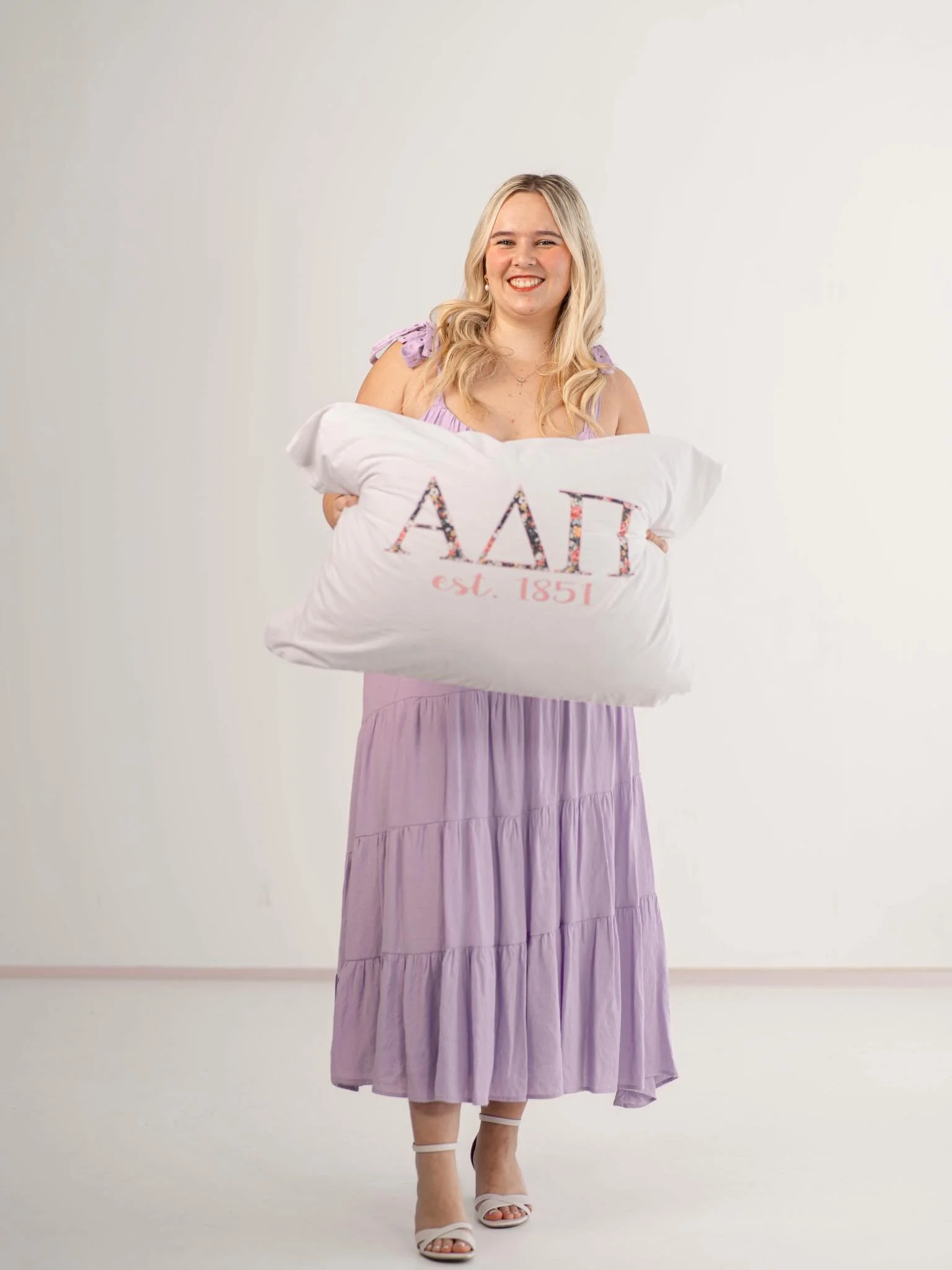 #MEETEXEC with our VP OF FACILITY MANAGEMENT, Kailey💎✨
&ldquo;As VP of Facility Management, I&rsquo;ve been able to meet and work with so many amazing people which has been so fun! I also love decorating the house for all the special occasions and b