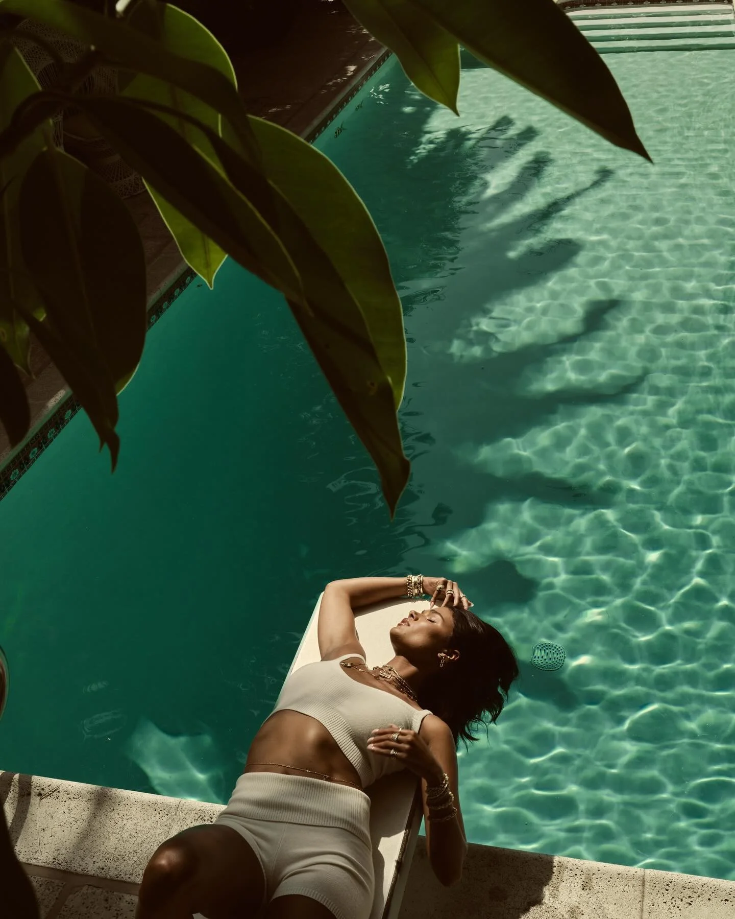 @daniela for @shayjewelry 
// photographer @brycethompson @kathrinhohberg 
// makeup by @elaynabachman 
// produced by @kolbeyana 
@next @tanazshayan