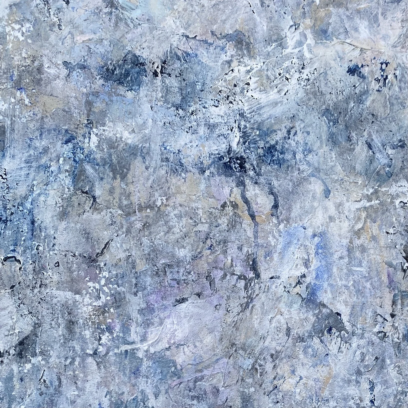 C8A55978-9C82-4FBB-A852-578B79B66F2F