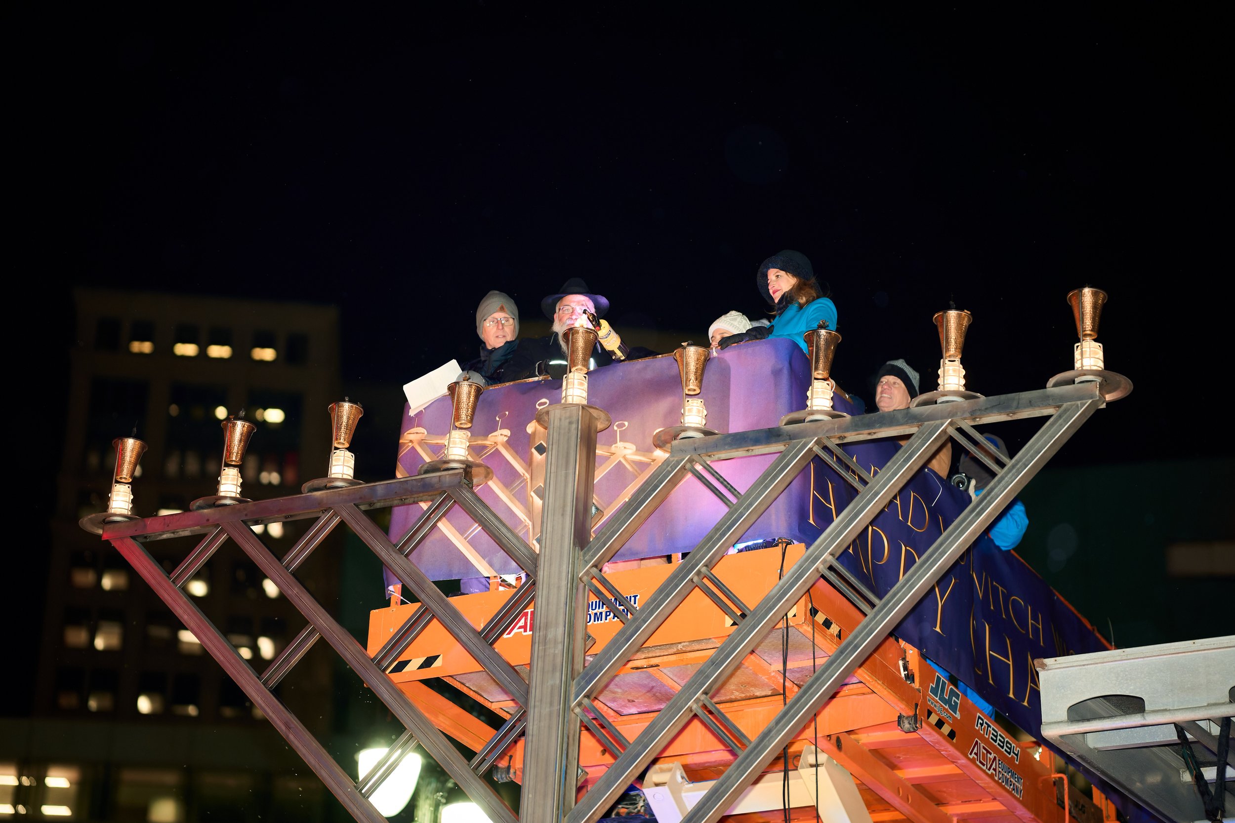 Menorah in The D - 2025 - 202.jpg