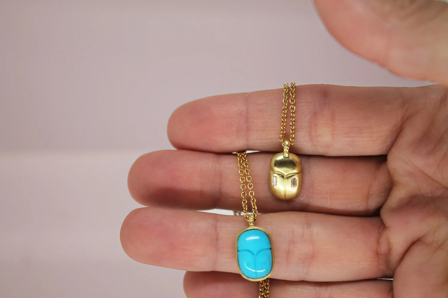 Egyptian gold scarab pendant Clearance