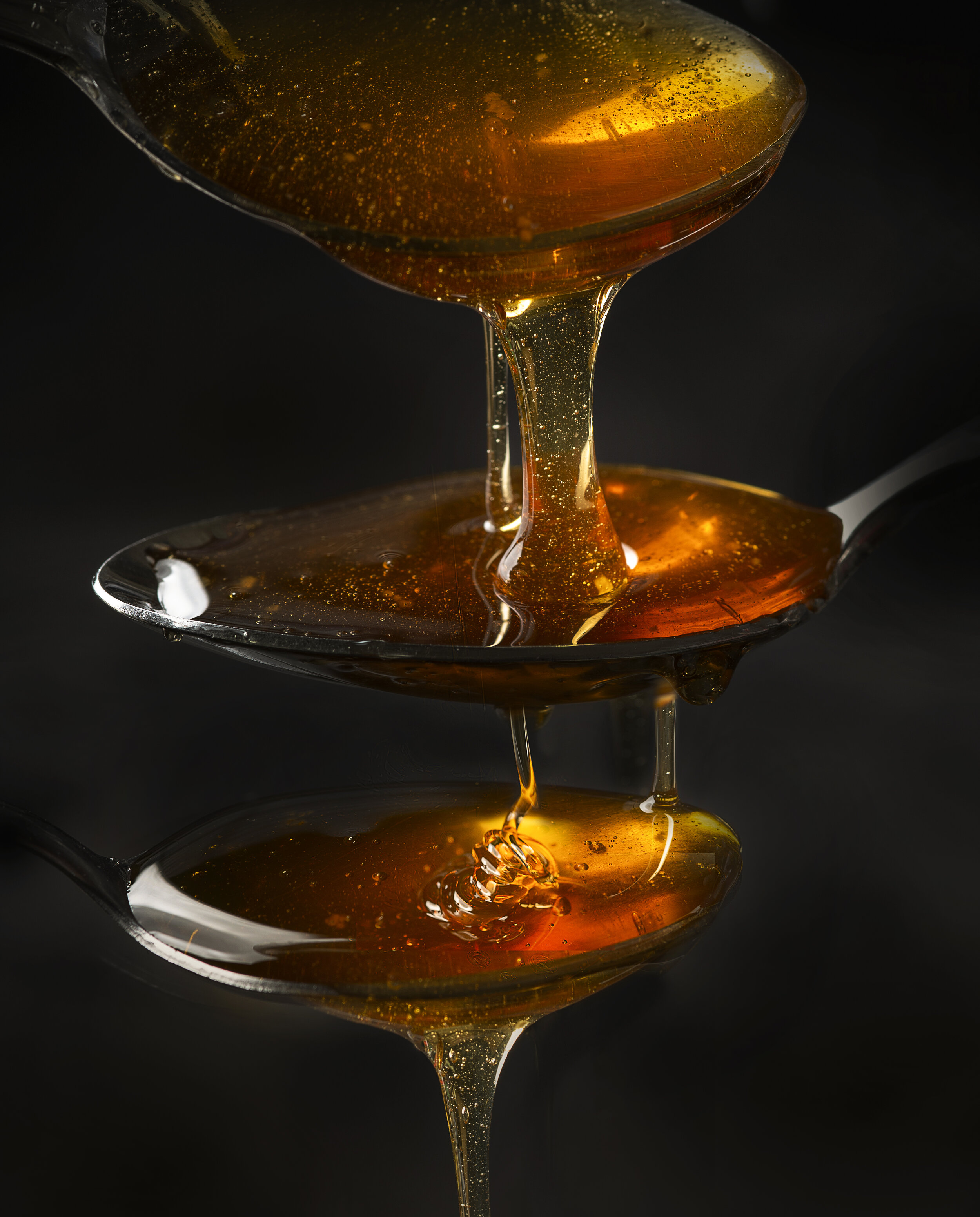 Honey-ThreeSpoons-Pour-HR-SimiJois-2020-Cropped .jpg