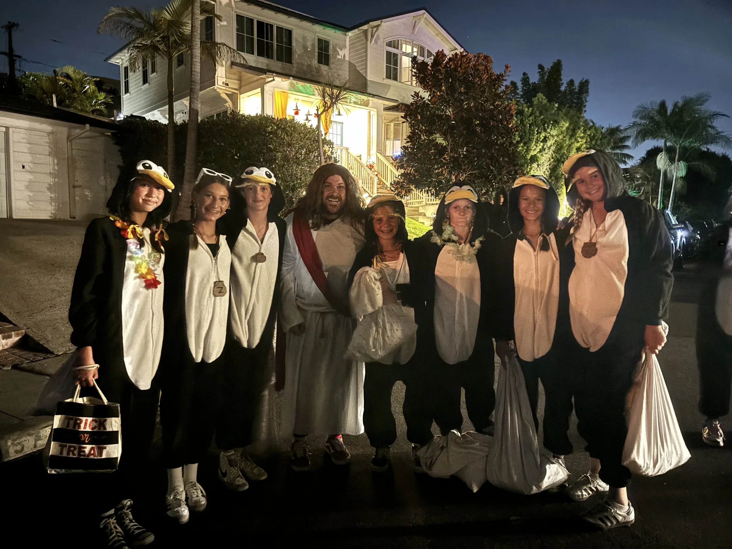 Trunk-Or-Treat with SunHouse!