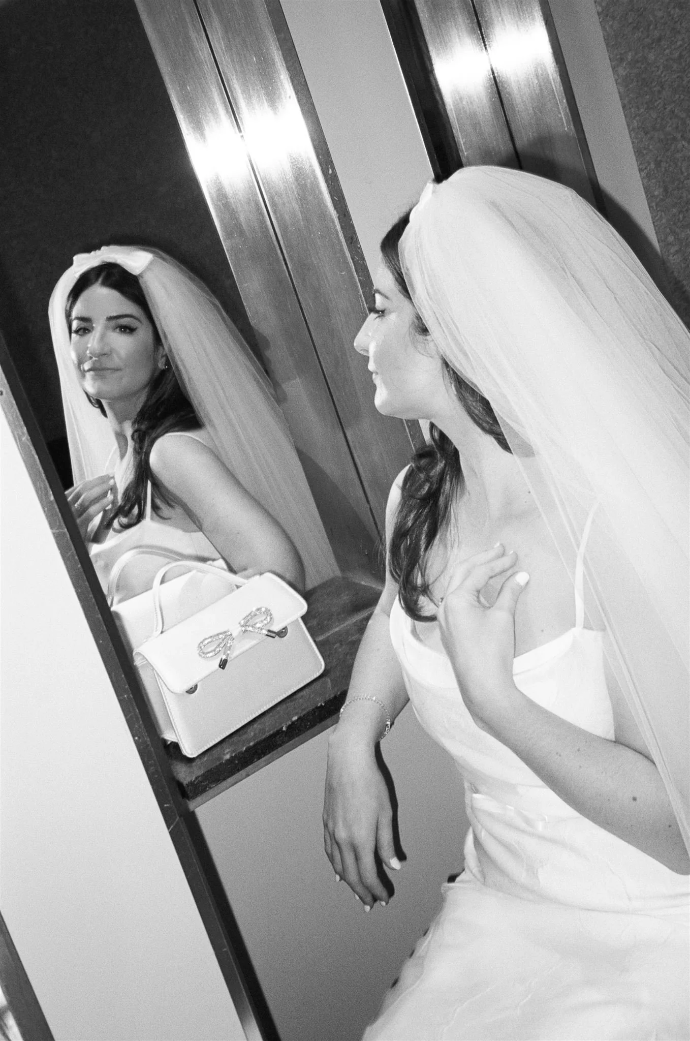 AllisonStoddard_StephAndrewWeddingPreviews-44_websize.jpg