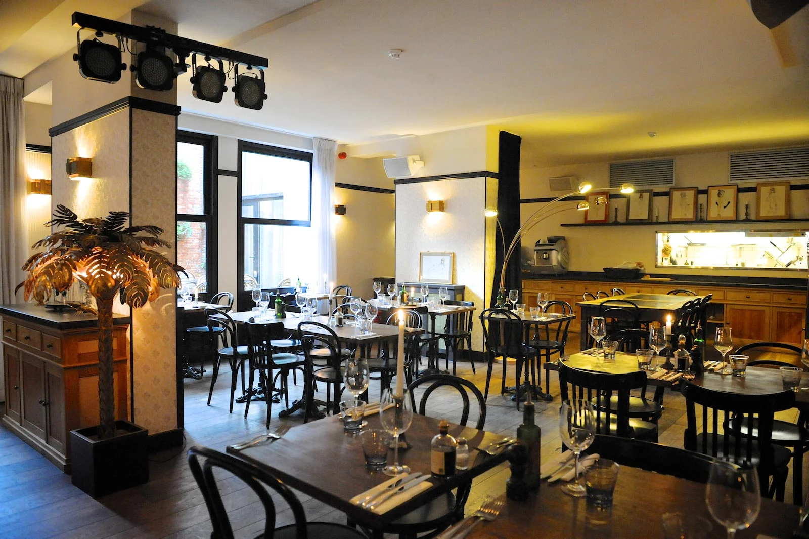 hotel-le-berger-restaurant-bar-44.jpg