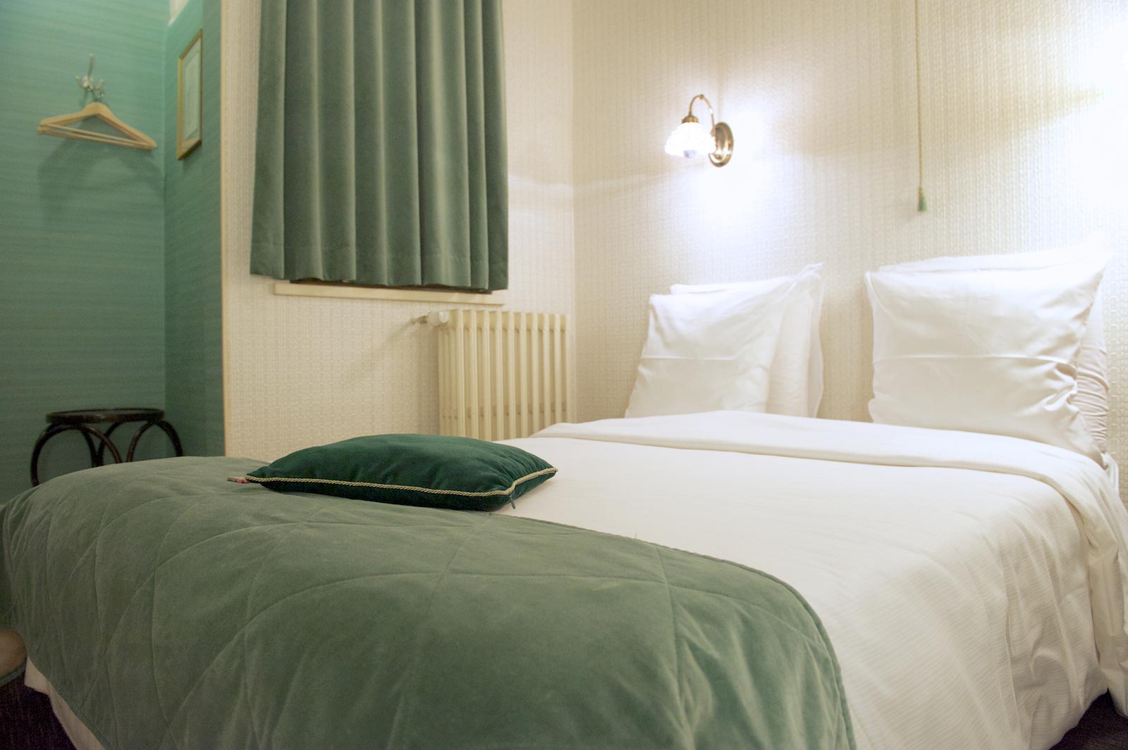 hotel-le-berger-rooms-standard-elodie-03-03.jpg
