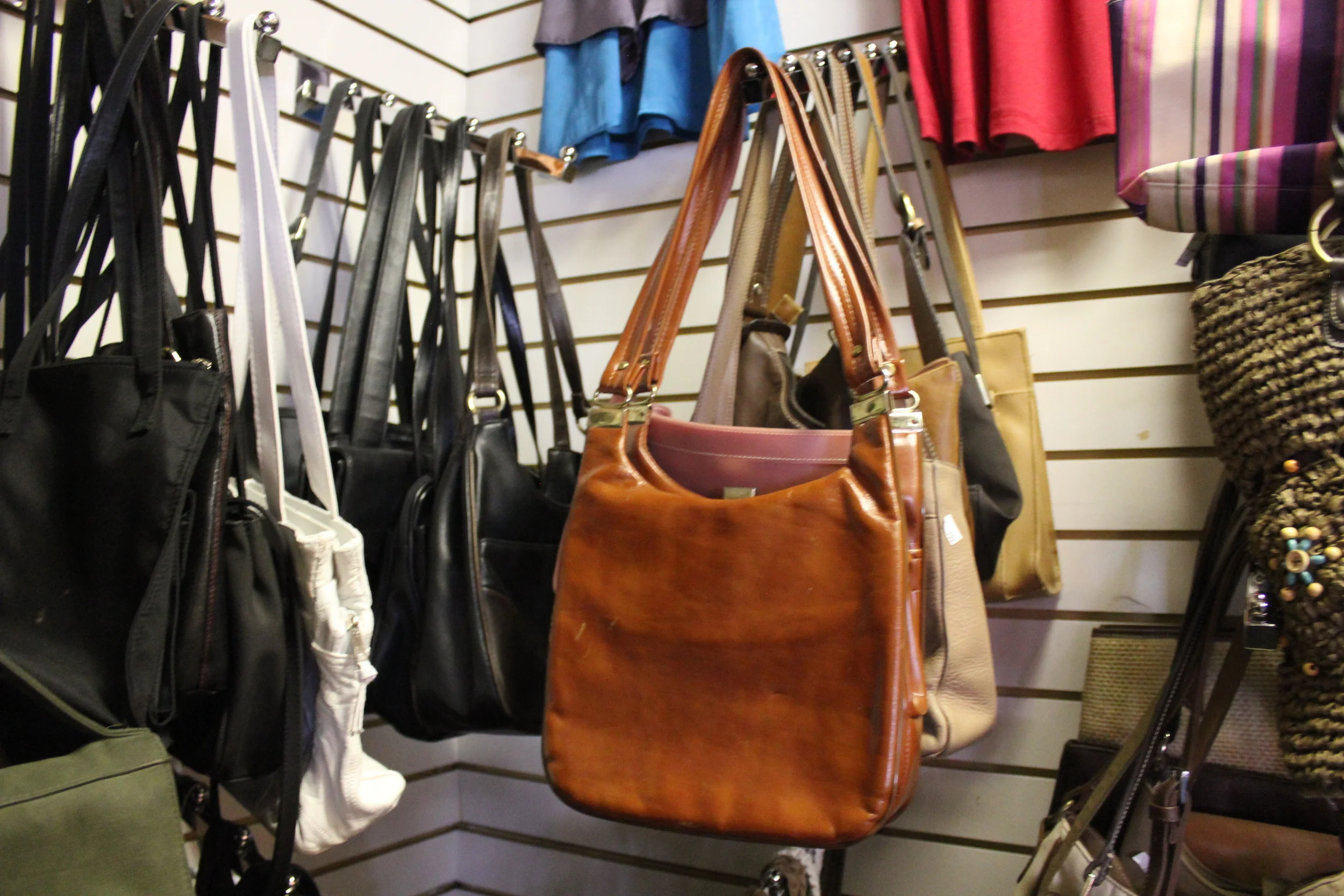 Take a Tour: 17th Street Goodwill