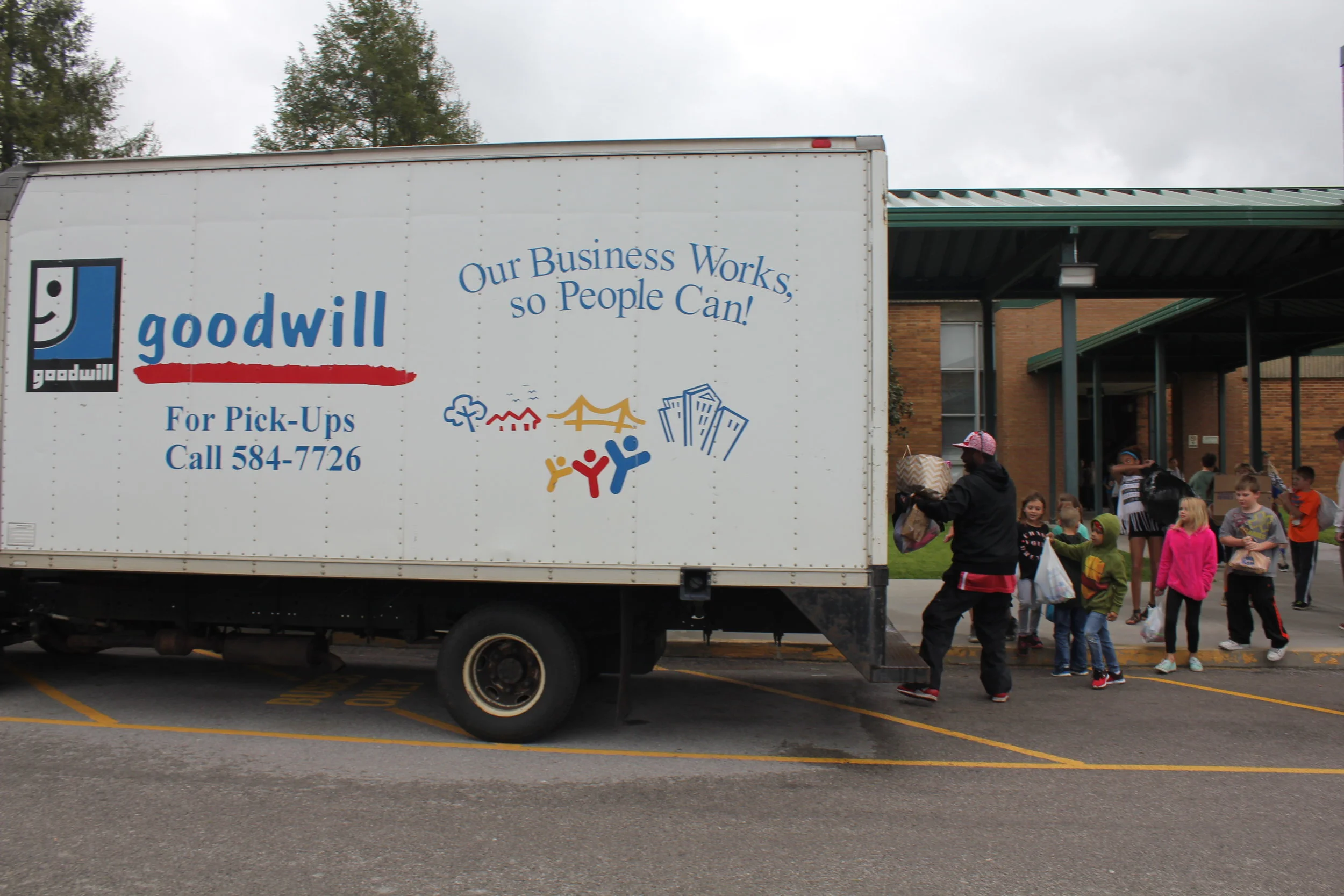 Ritta Elementary Kicks Off 30th Annual Goodwill Donation Drive — Goodwill Knoxville