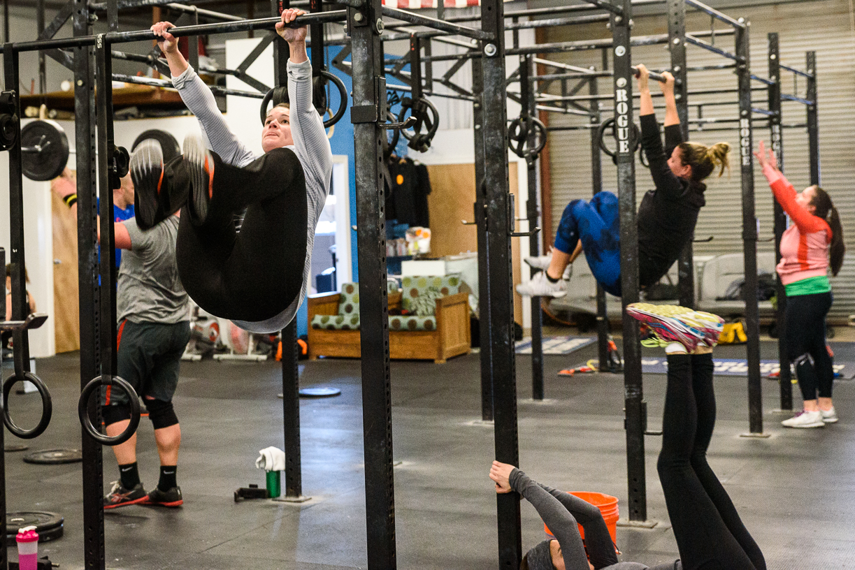 The ladies crushing Toes to Bar last night