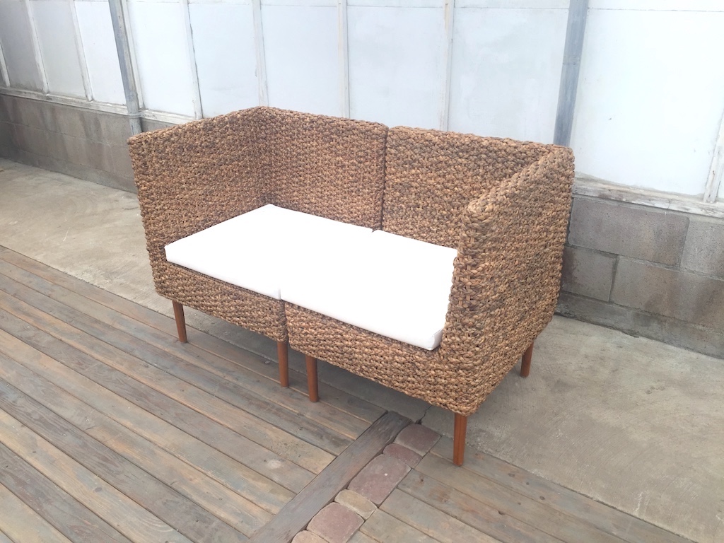 Woven High Back Love Seat 52x26Dx32H / SH16