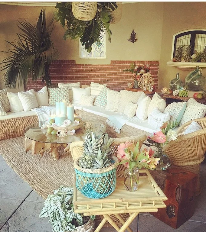 Woven Lounge LA.jpg