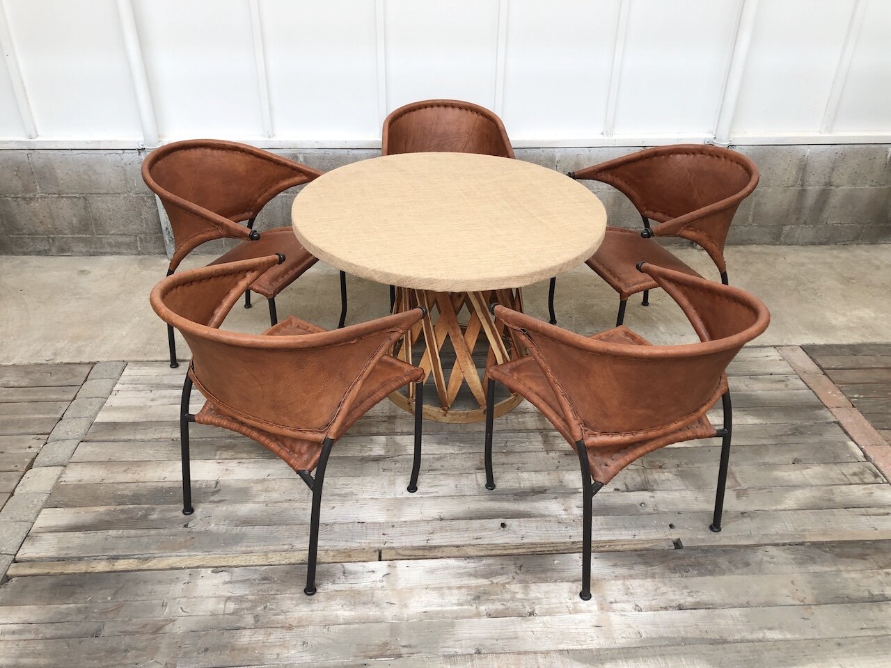 Round Burlap Table & Luna Chairs 5or6pc Set