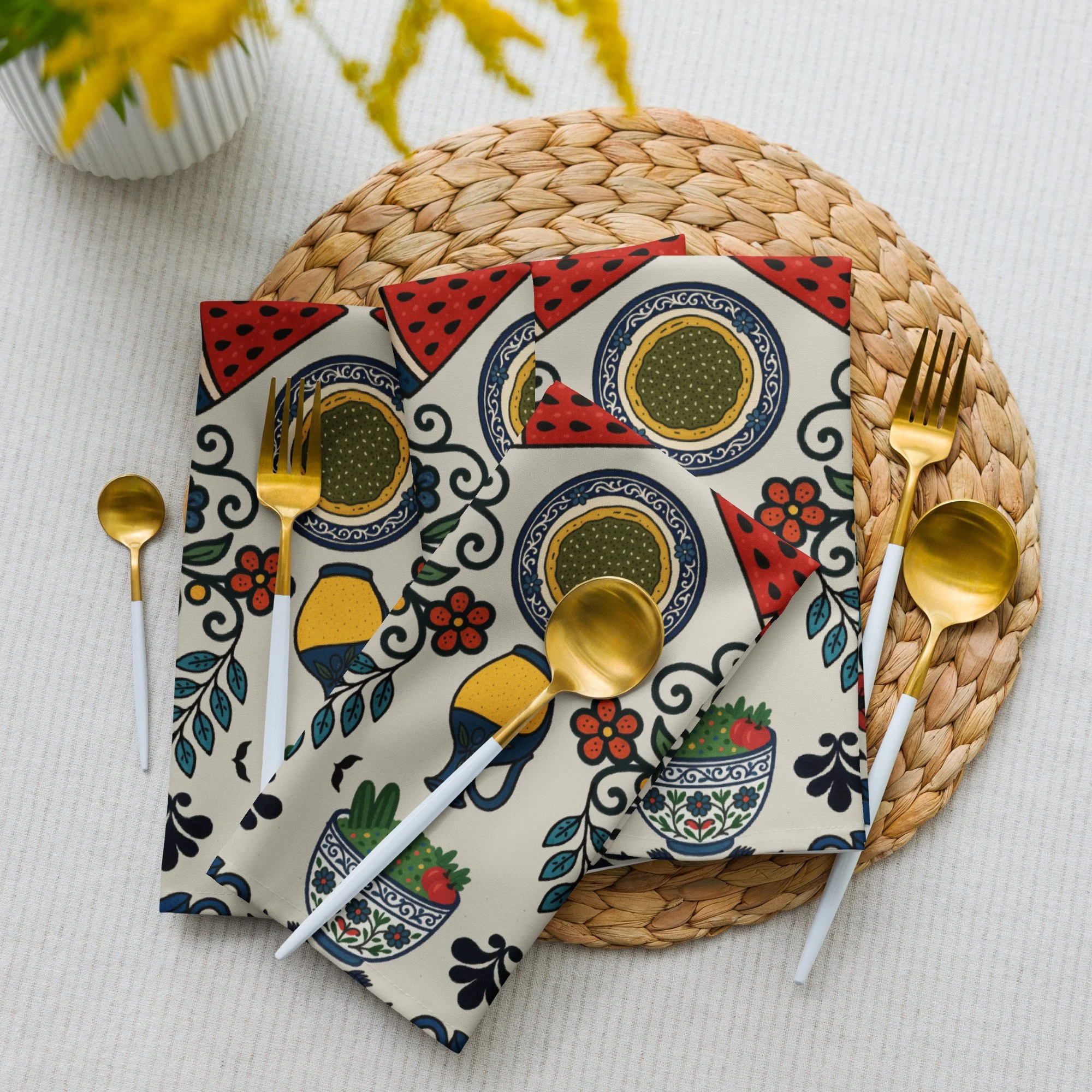 cloth-napkin-set-(4)-white-front-693b71cb64033.jpg