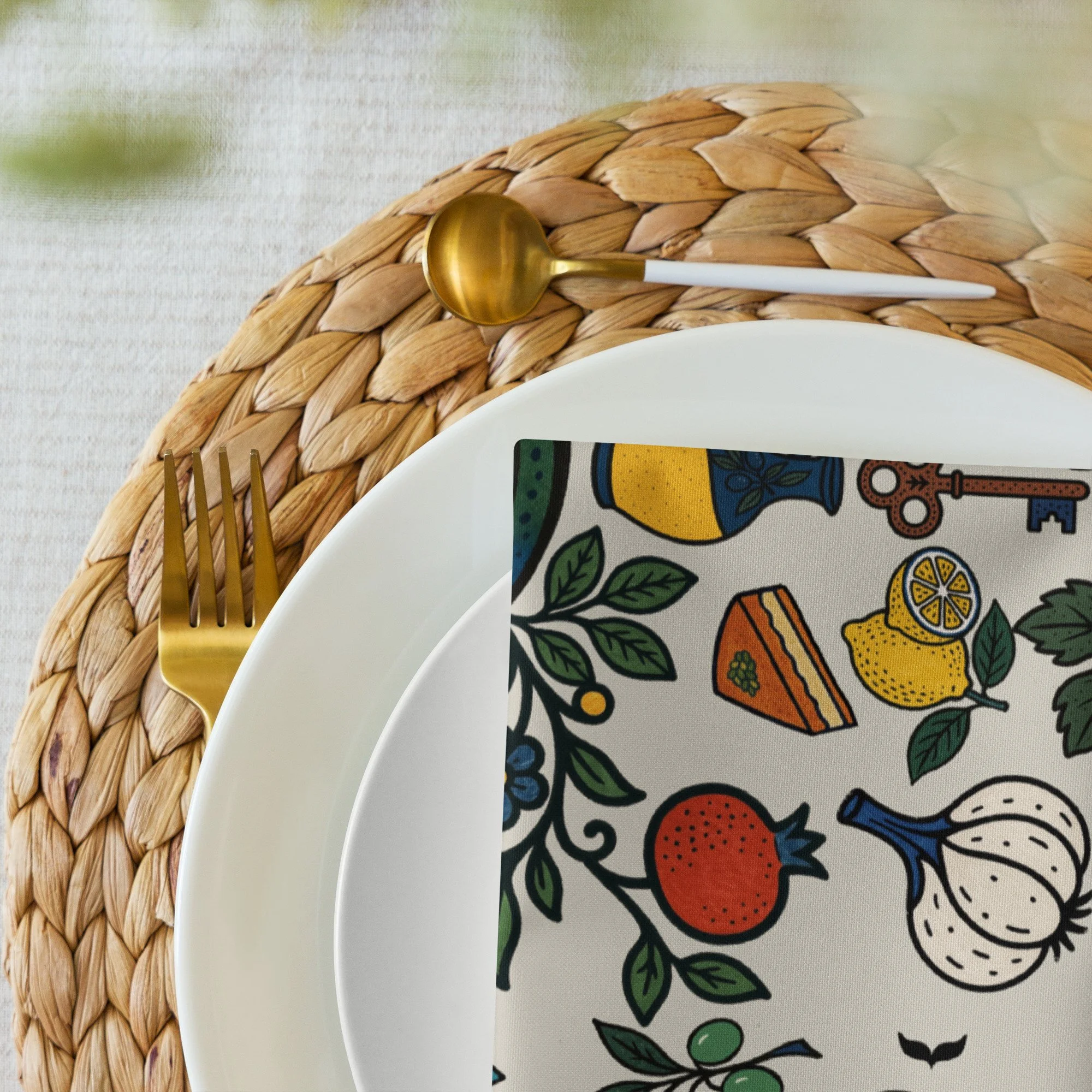 cloth-napkin-set-(4)-white-front-693b71cb64518.jpg