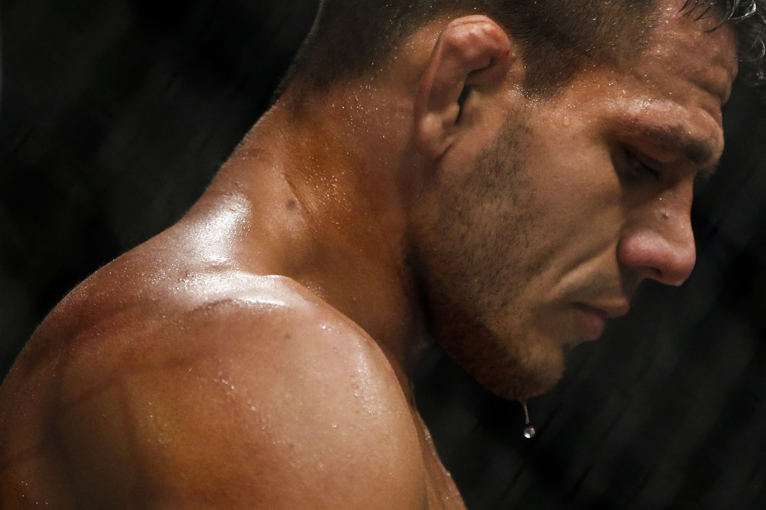  Rafael dos Anjos of Brazil takes a break during welterweight bout against Tarec Saffiedine of Belgium during the UFC Fight Night at the Singapore Indoor Stadium on June 17, 2017. 